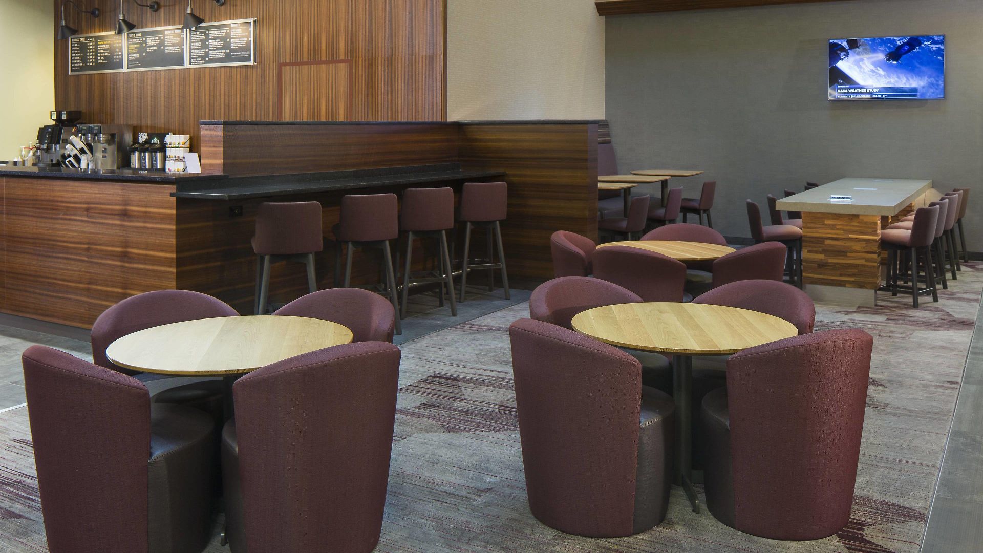 Courtyard By Marriott Downtown Near The French Quarter 3*