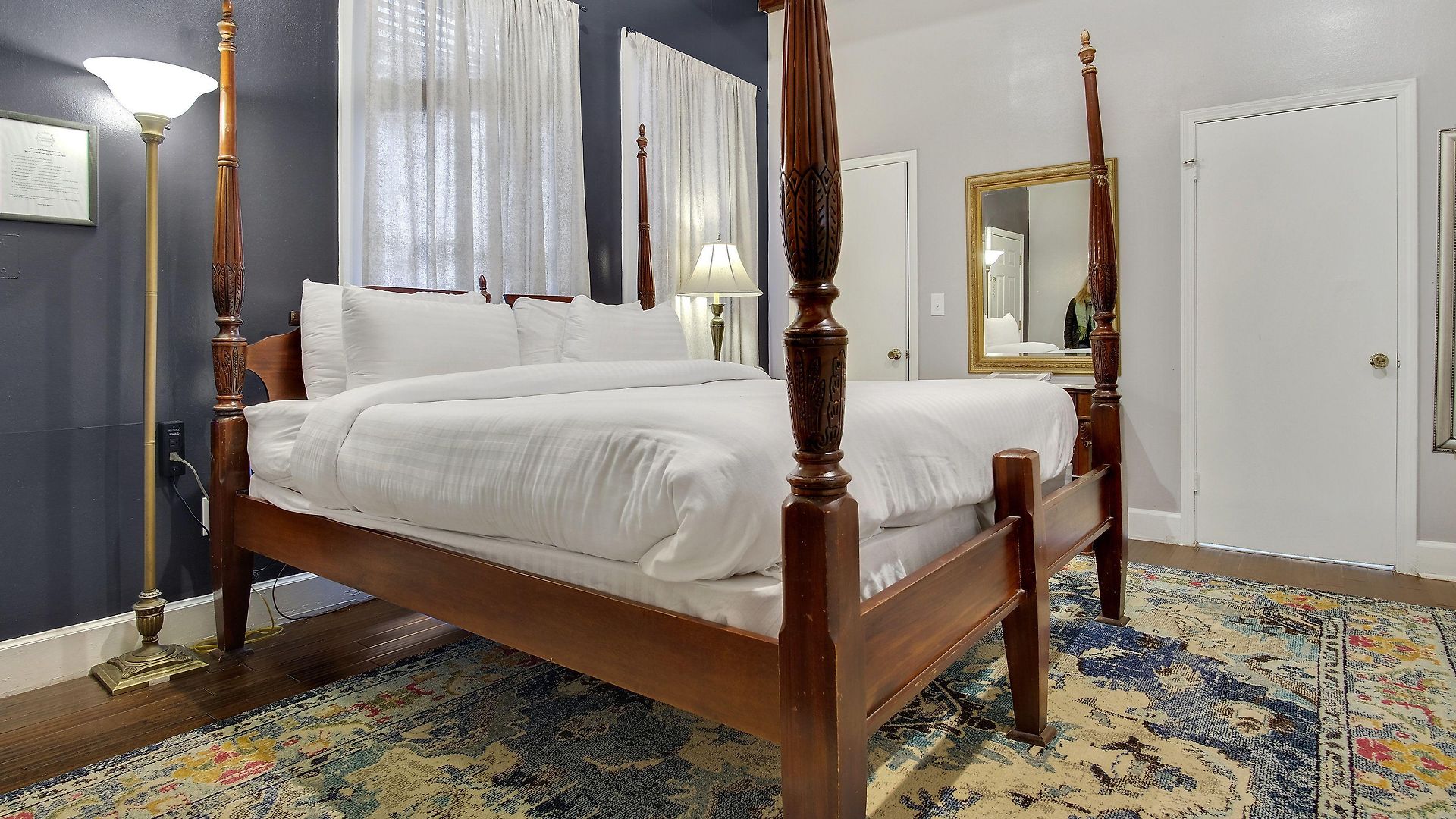 Rathbone Mansions 3*