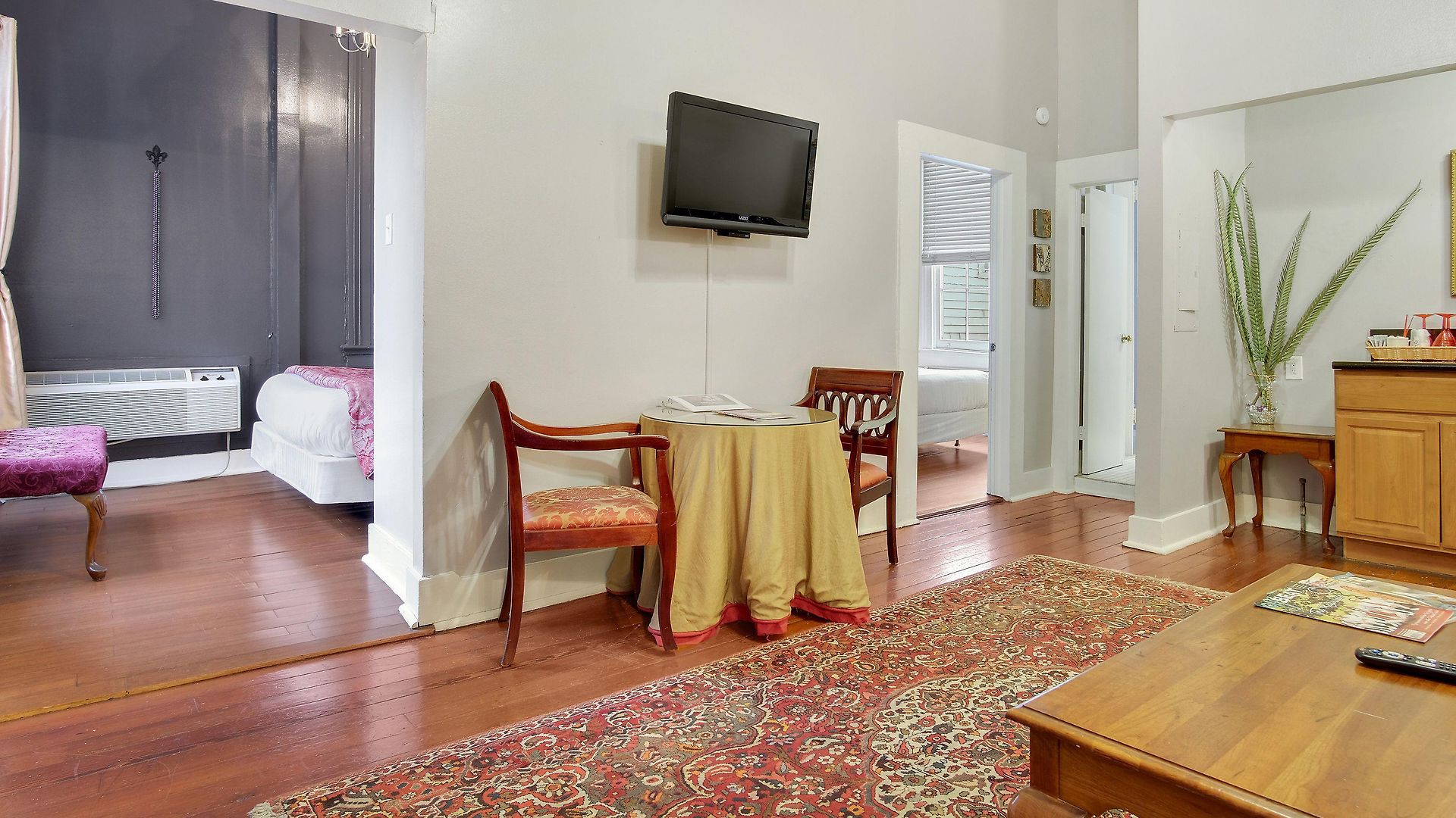 Hotel Rathbone Mansions 3*
