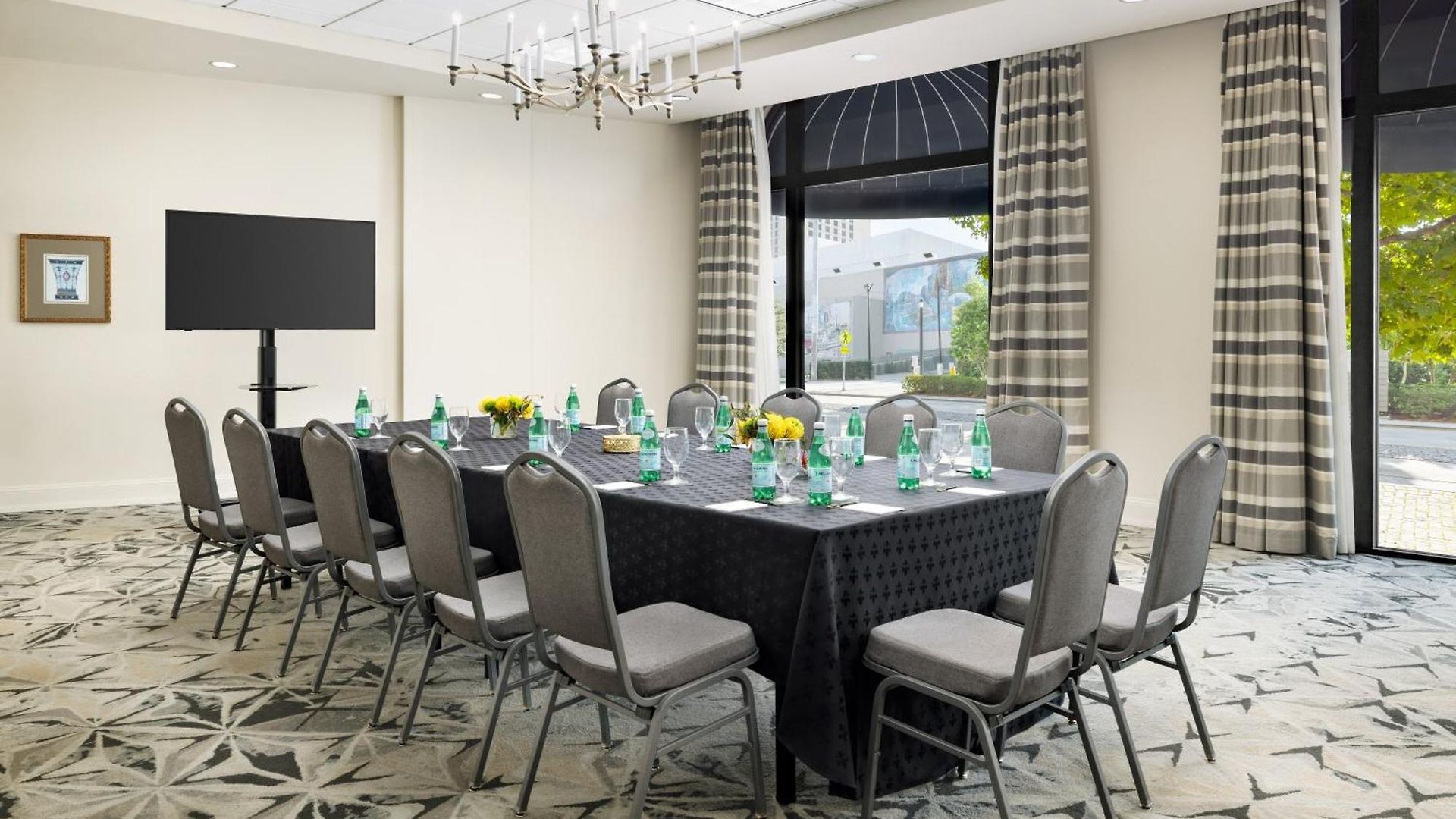 The Riverfront Hotel 4*