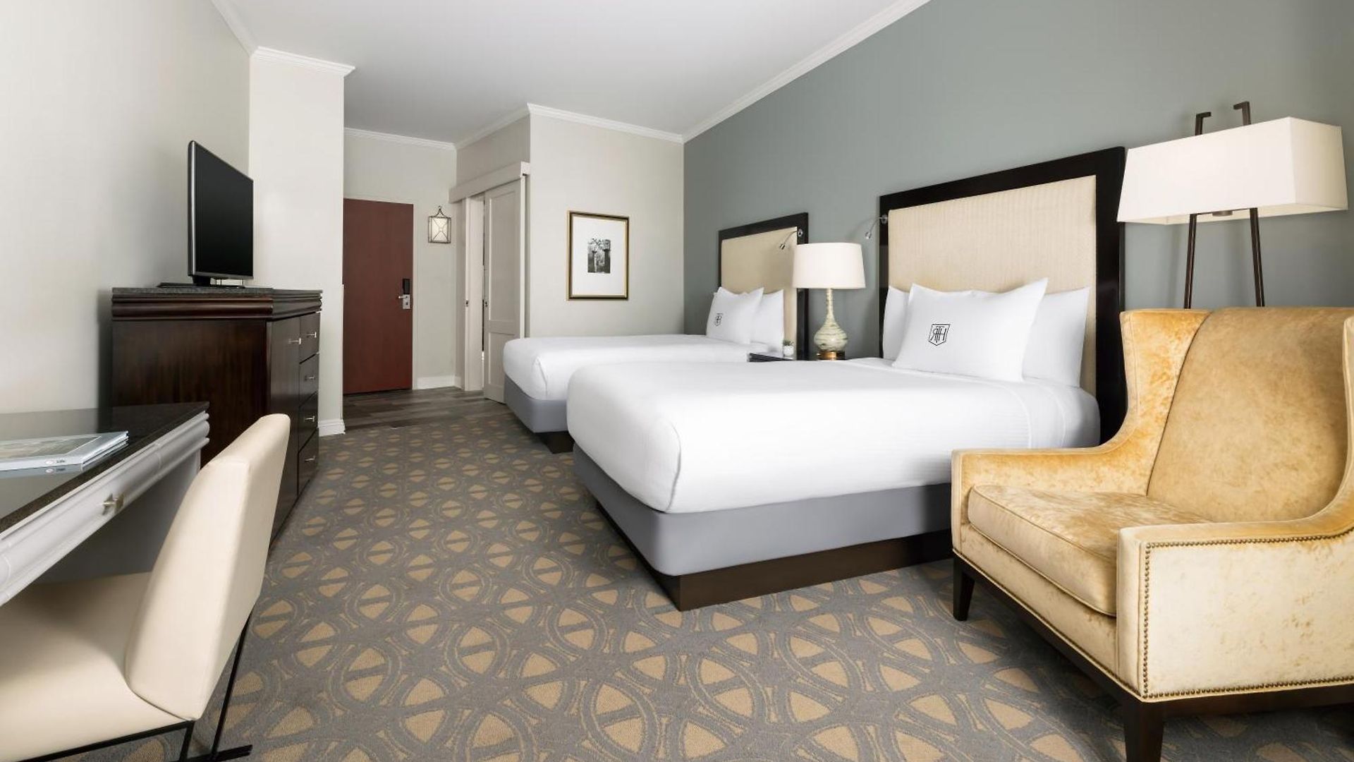 Hotel The Riverfront