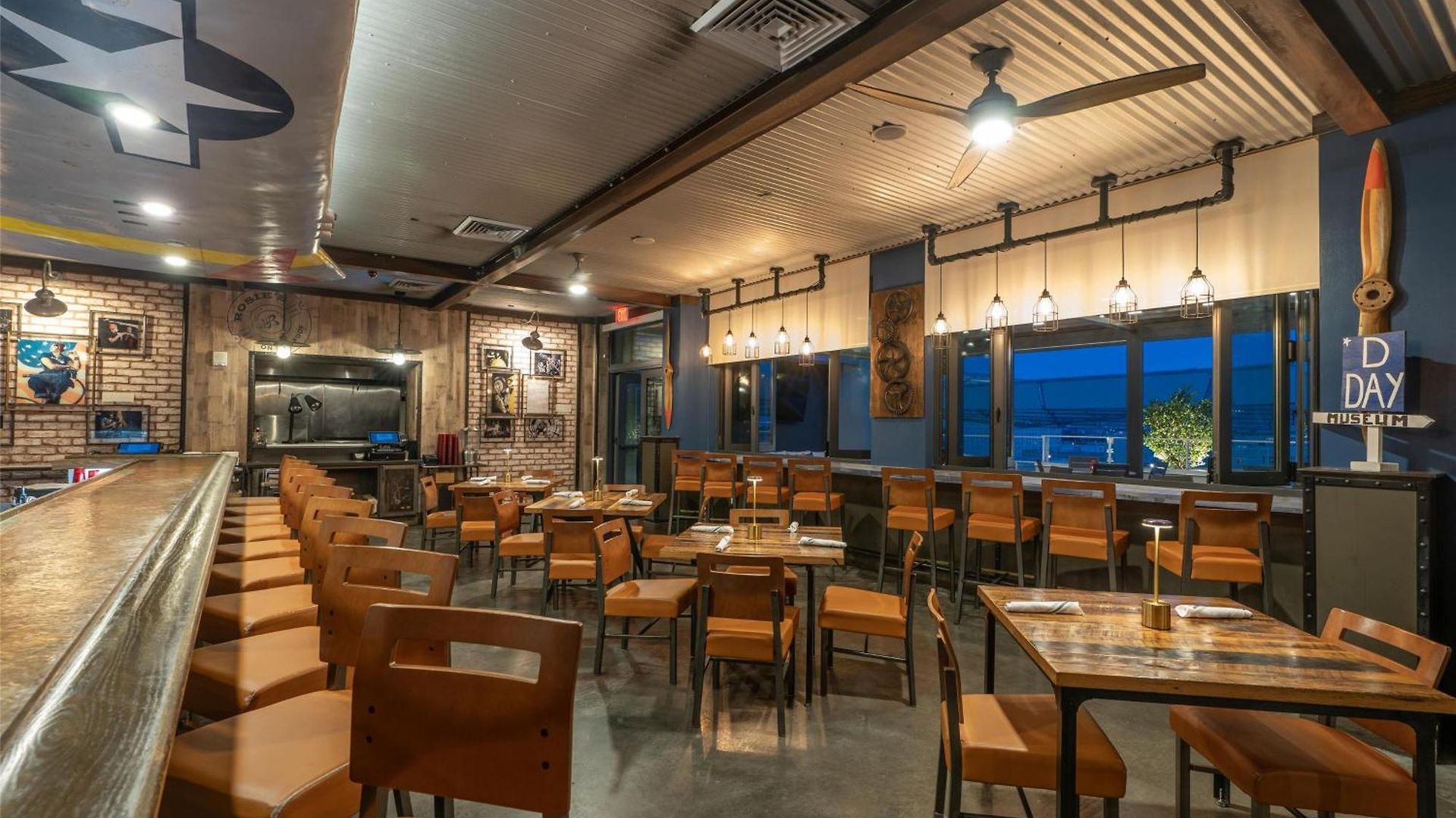 The Higgins New Orleans, Curio Collection By Hilton Hotel