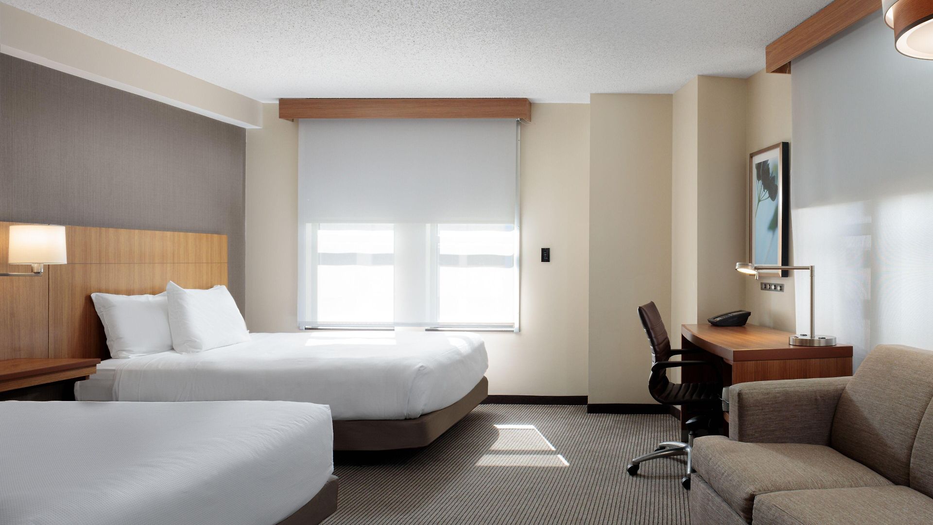 Hyatt Place Convention Center Hotel 3*