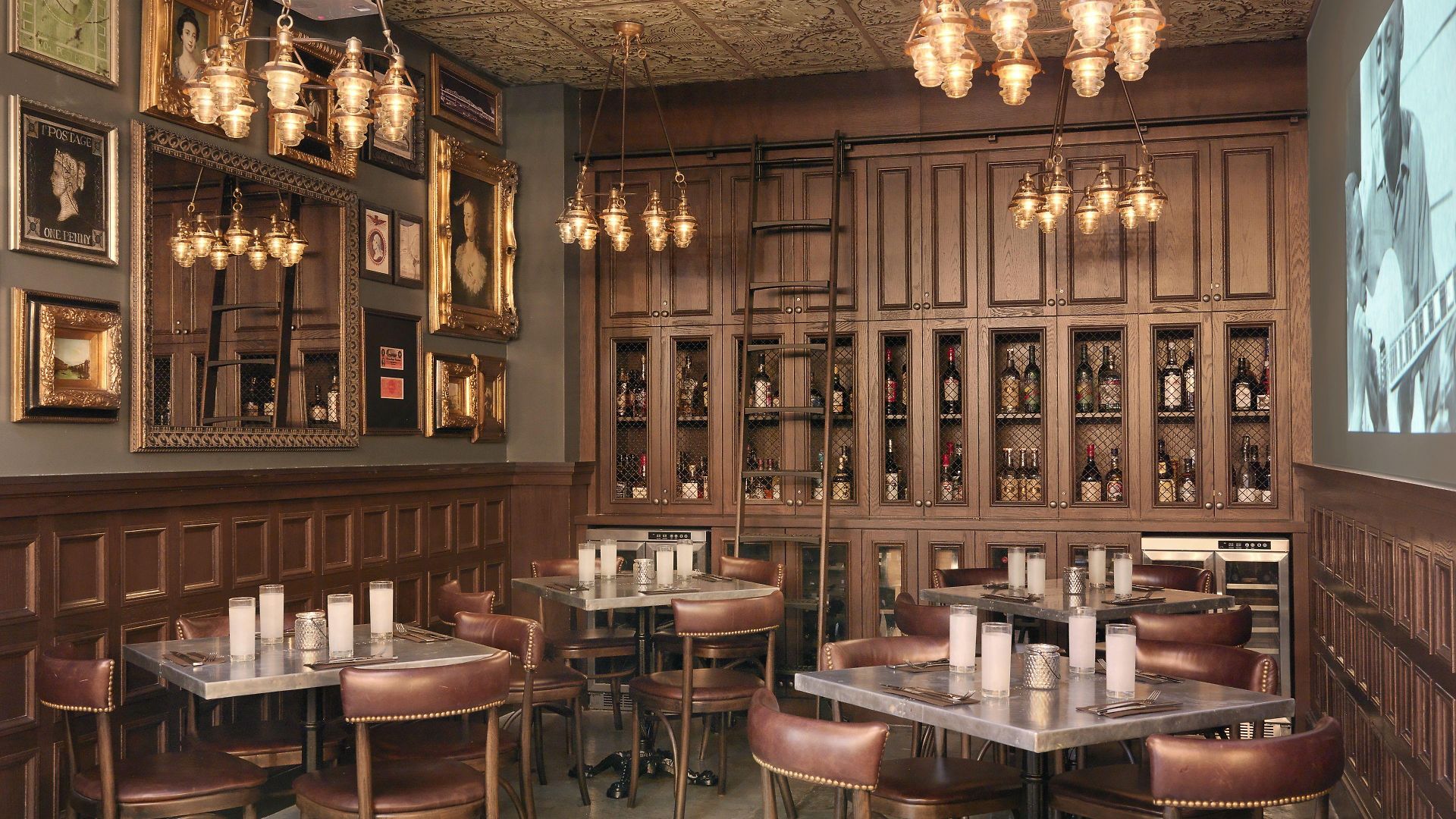 Q&c And Bar New Orleans, Autograph Collection Hotel