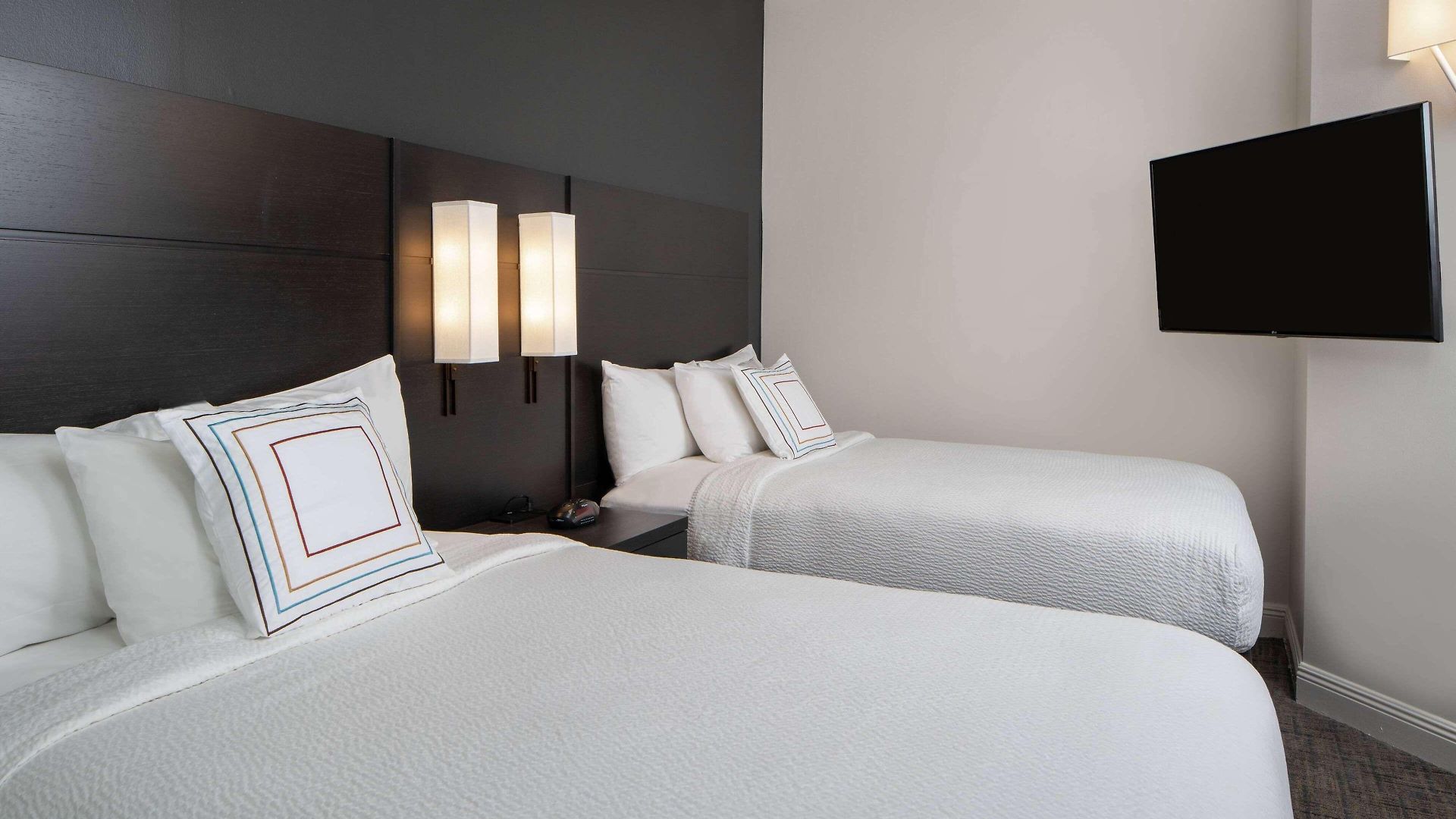 Hotel Sonesta Es Convention Center 3*