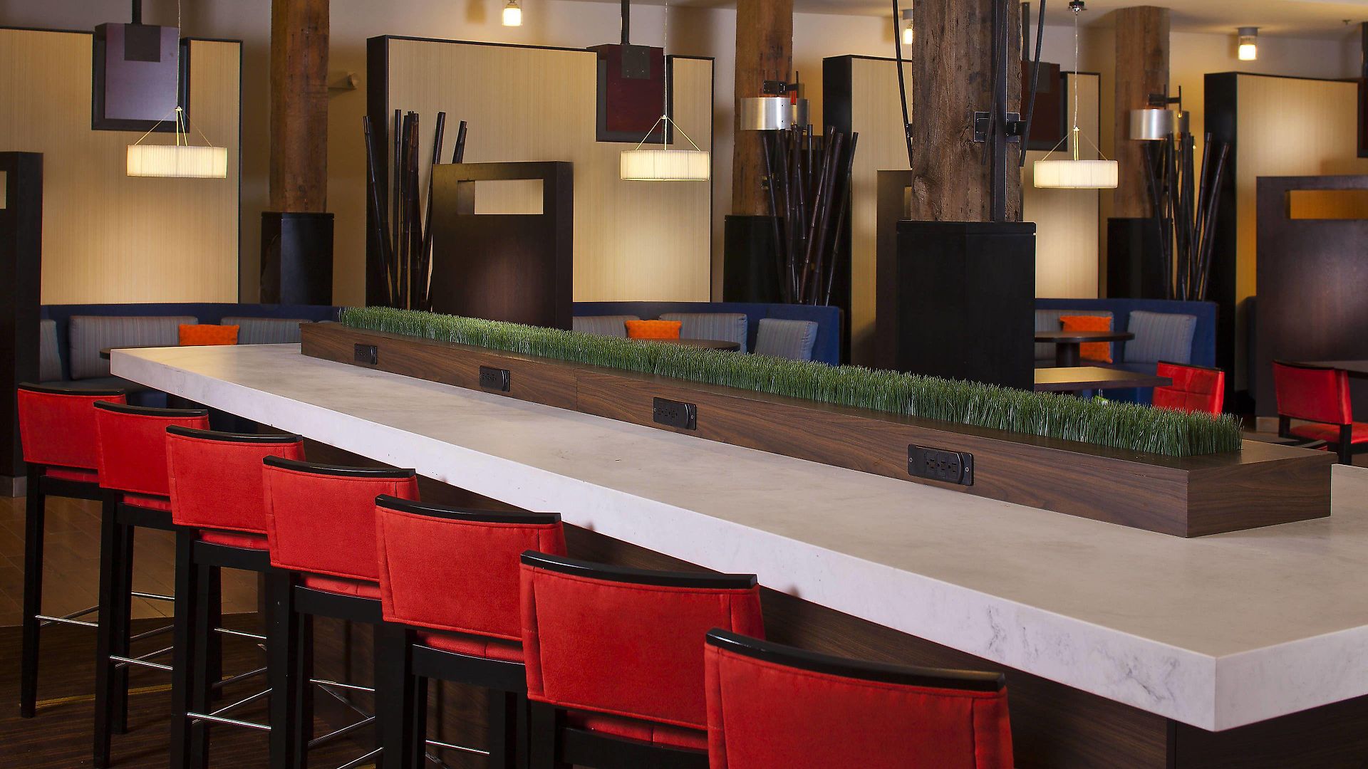 Courtyard By Marriott Warehouse Arts District Hotel 3*