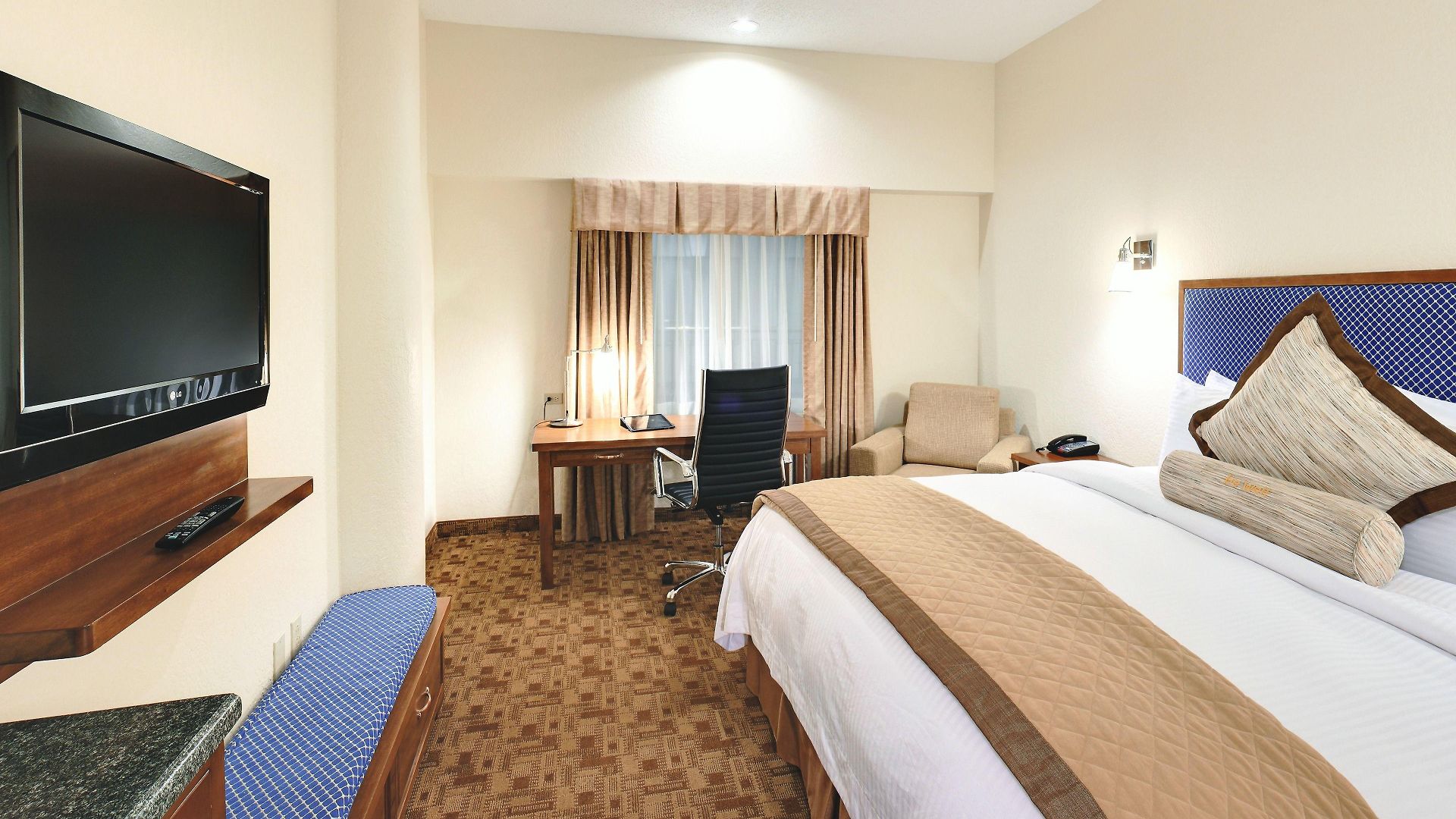 Wyndham Garden New Orleans Downtown Hotel New Orleans