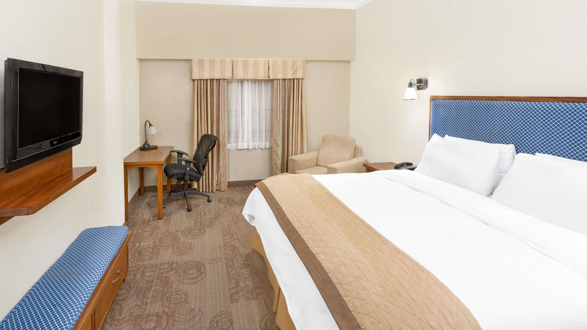 Hotel Wyndham Garden New Orleans Downtown