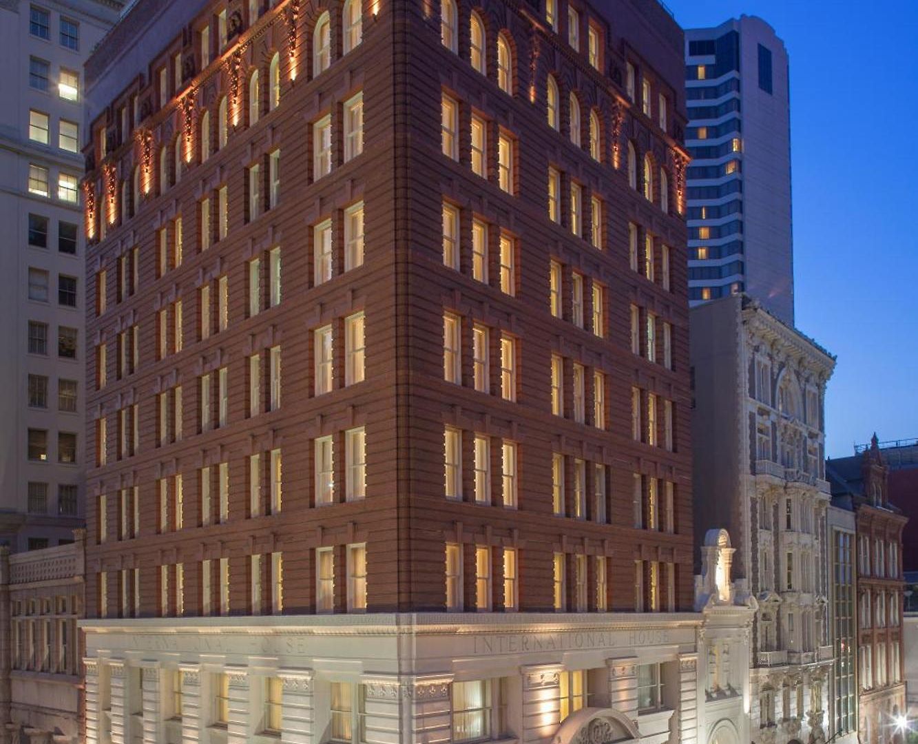 International House Hotel 4*