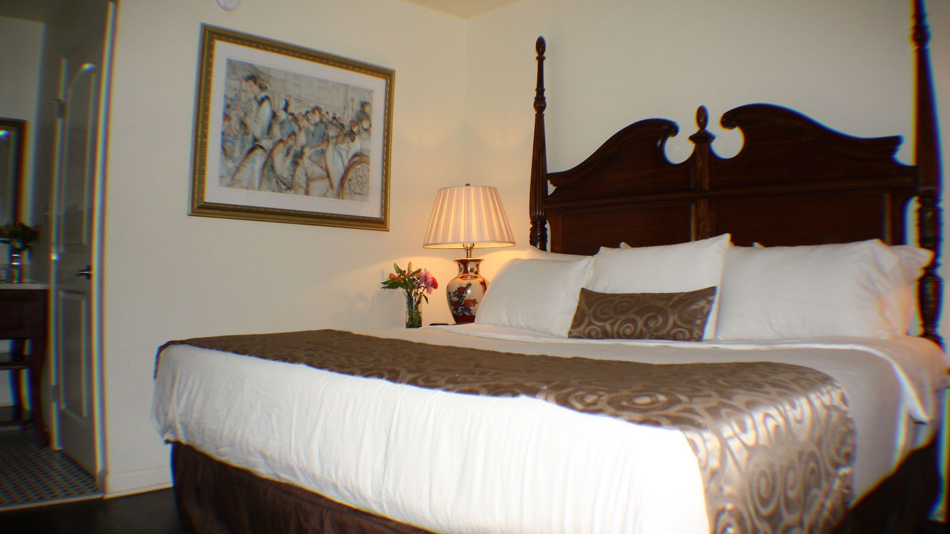 Historic Mardi Gras 3*