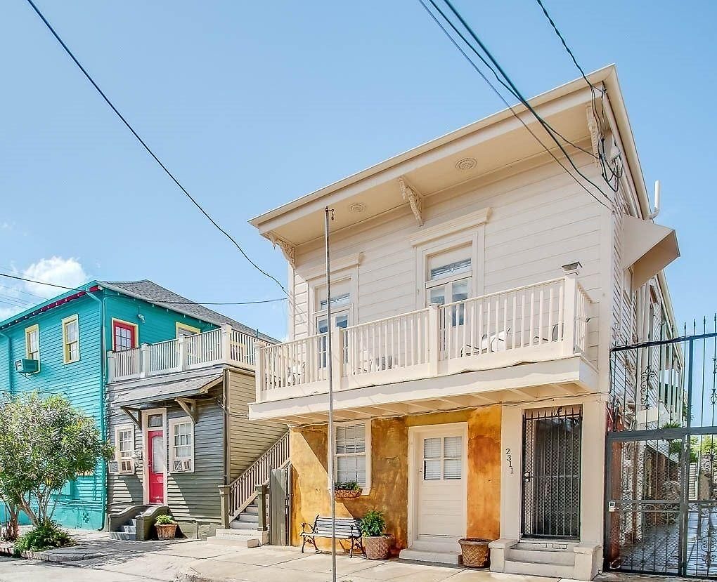 Inn Historic Mardi Gras