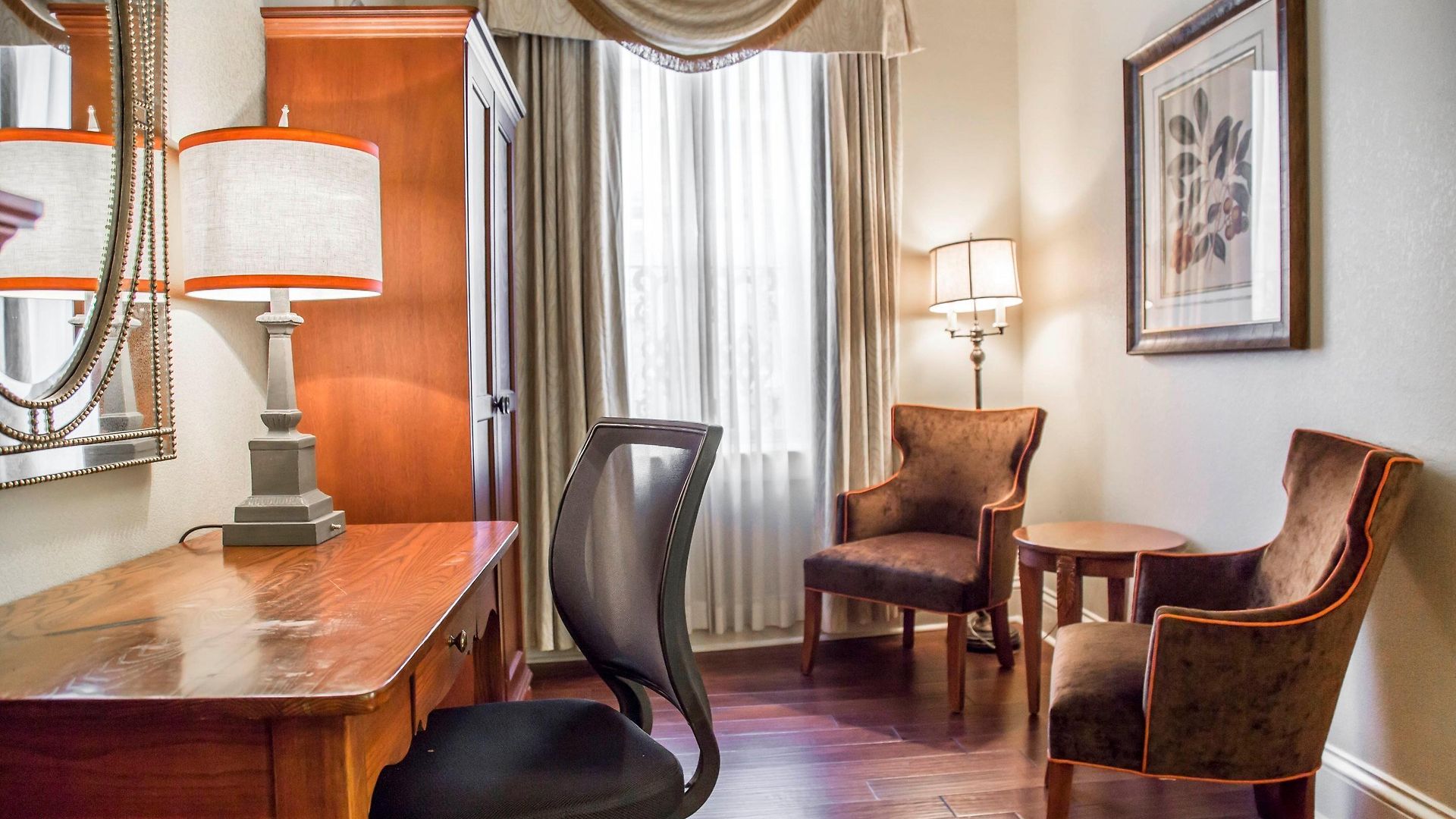 Voco St By Ihg Hotel 4*