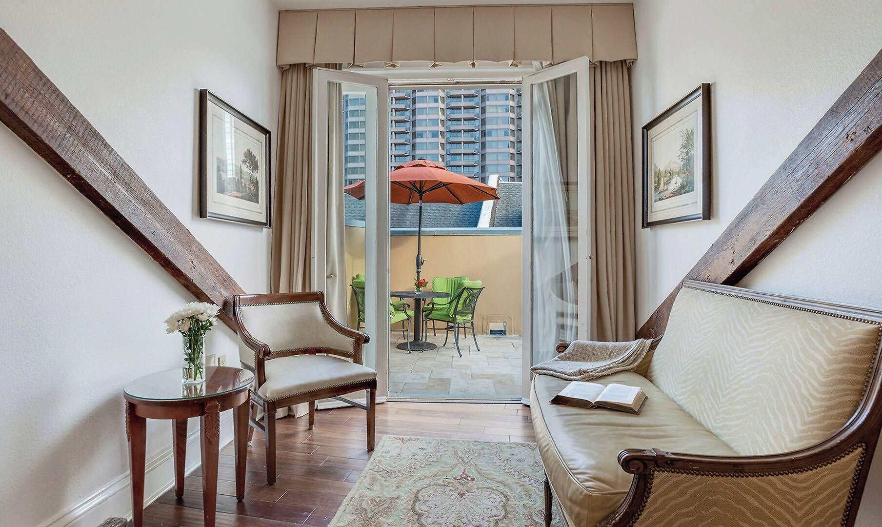 Voco St By Ihg Hotel 4*