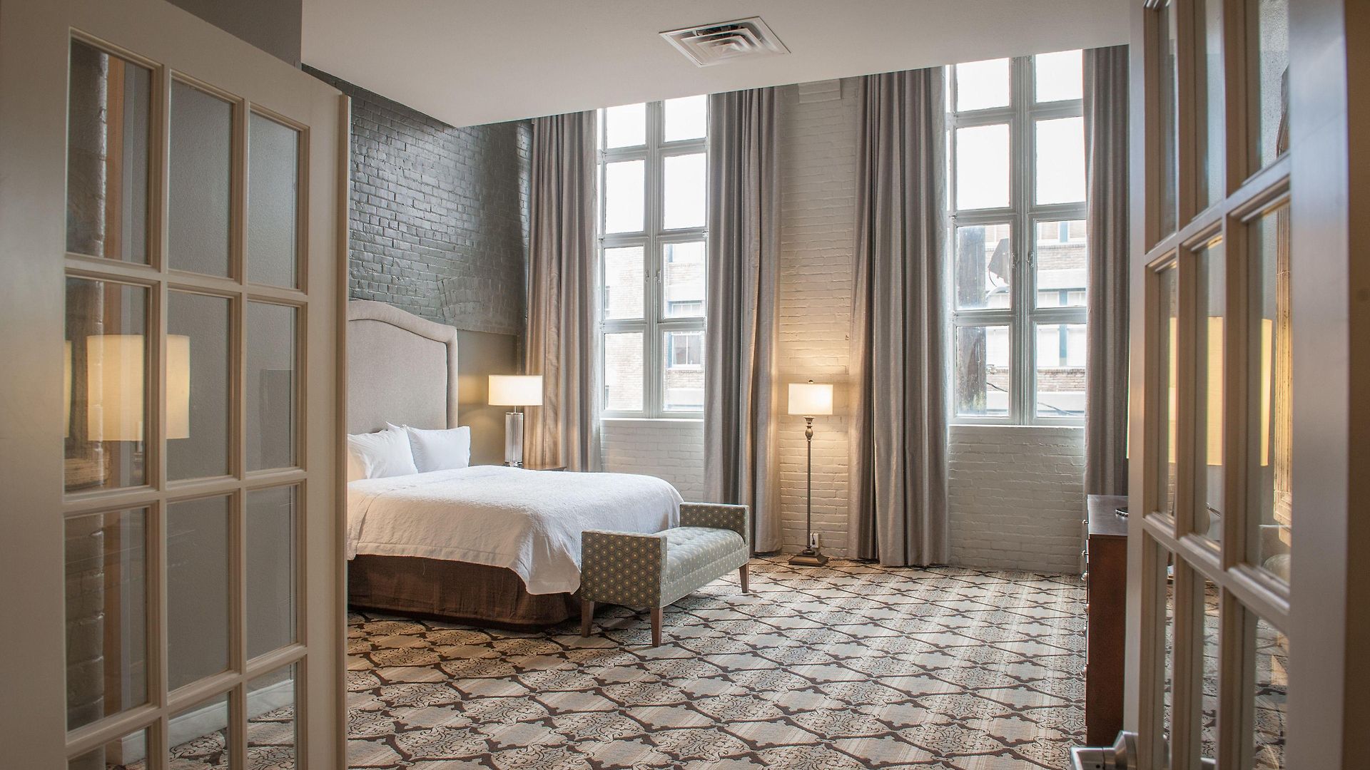 Hampton And Convention Center 3* New Orleans