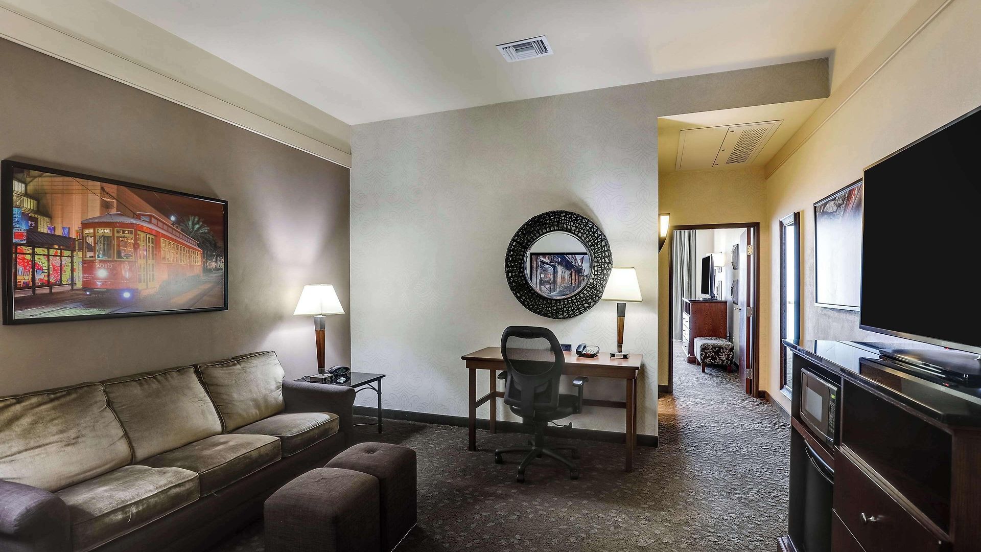 Drury Plaza 4*