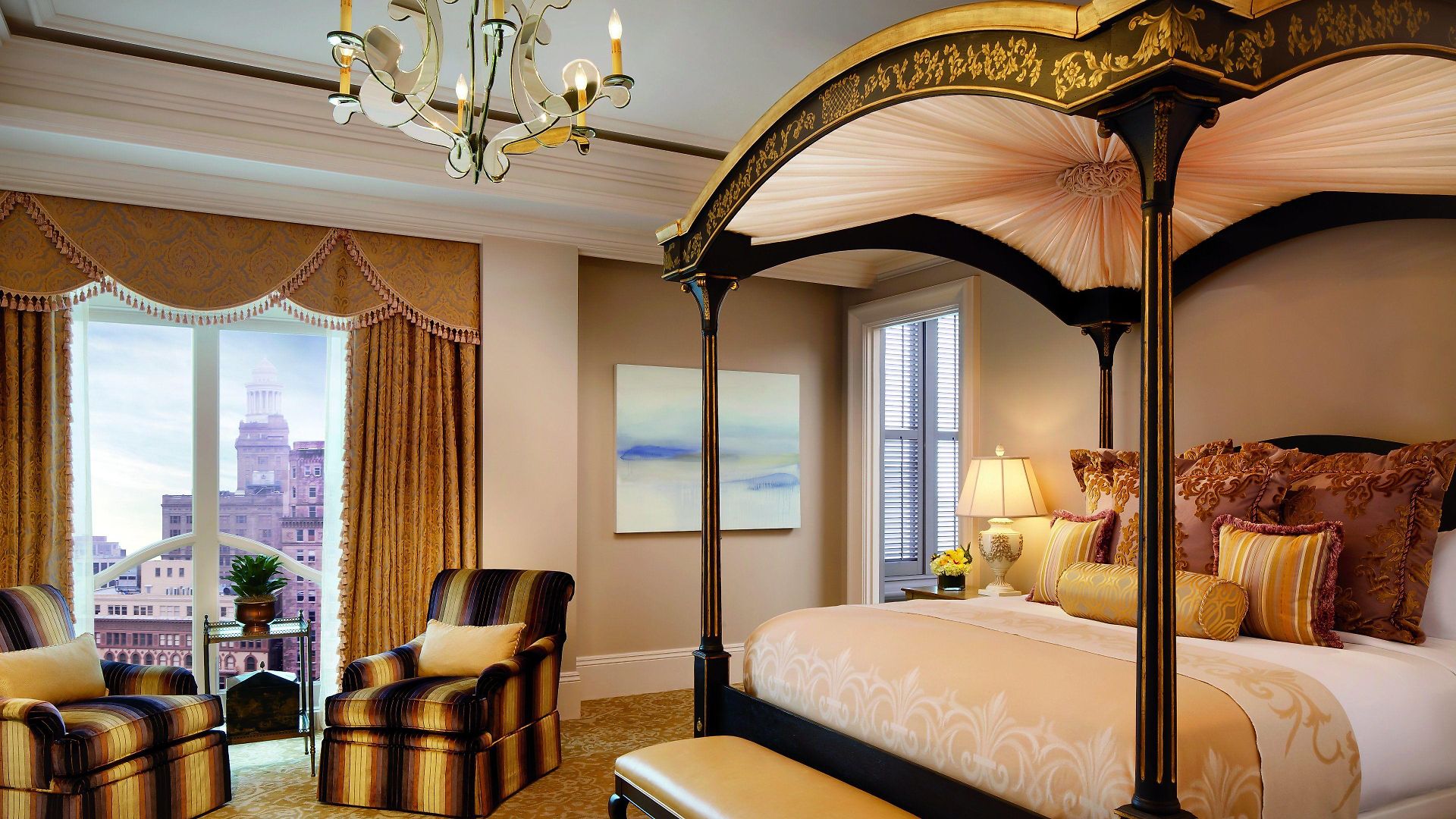 The Ritz-carlton,