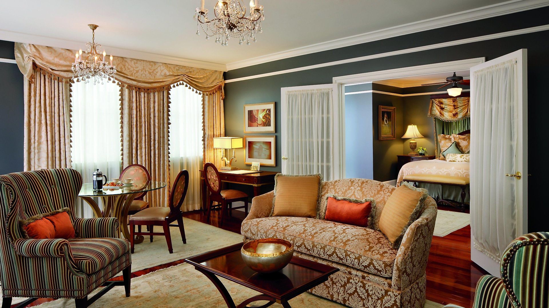 Hotel The Ritz-carlton,