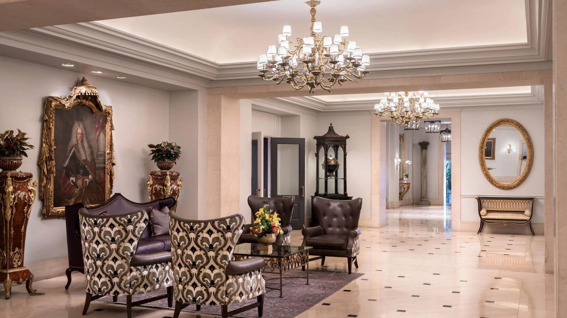 Hotel The Ritz-carlton, 5*