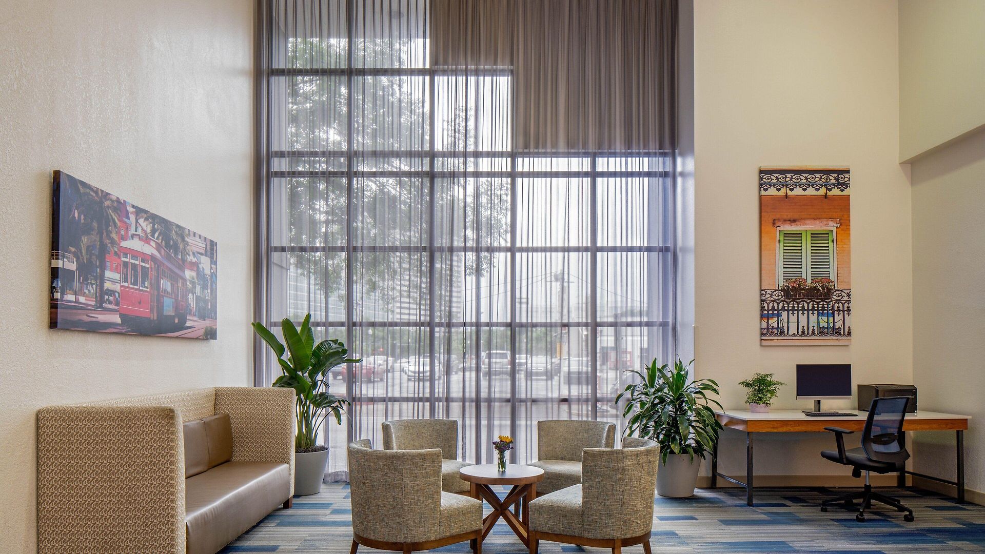 Hotel Express Downtown By Ihg 3*