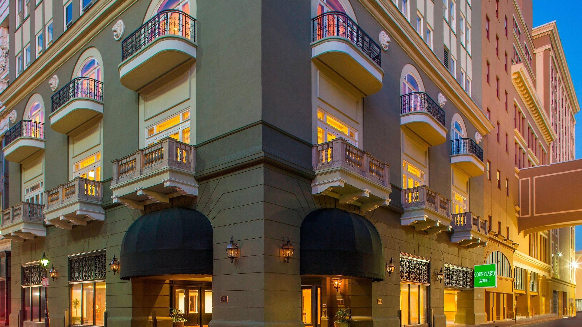Hotel Courtyard By Marriott French Quarter/iberville New Orleans