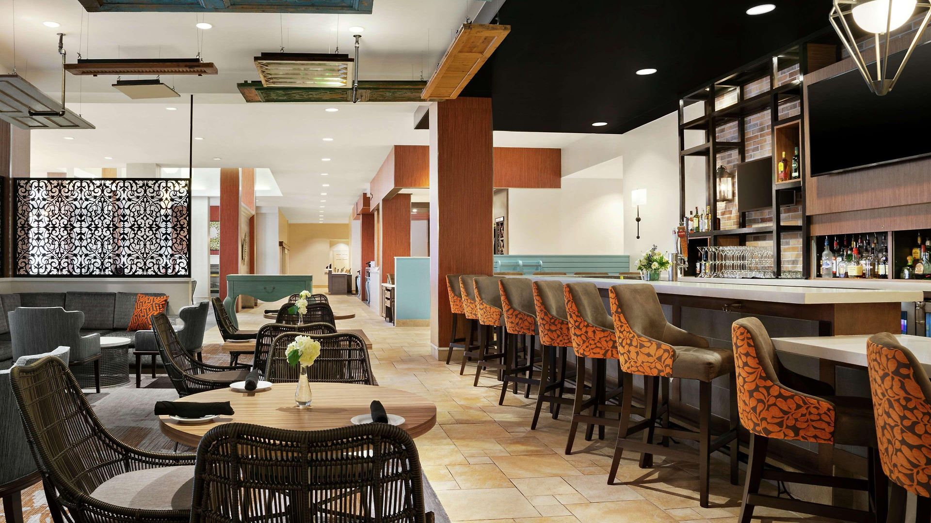 Hilton Garden Convention Center Hotel 3*