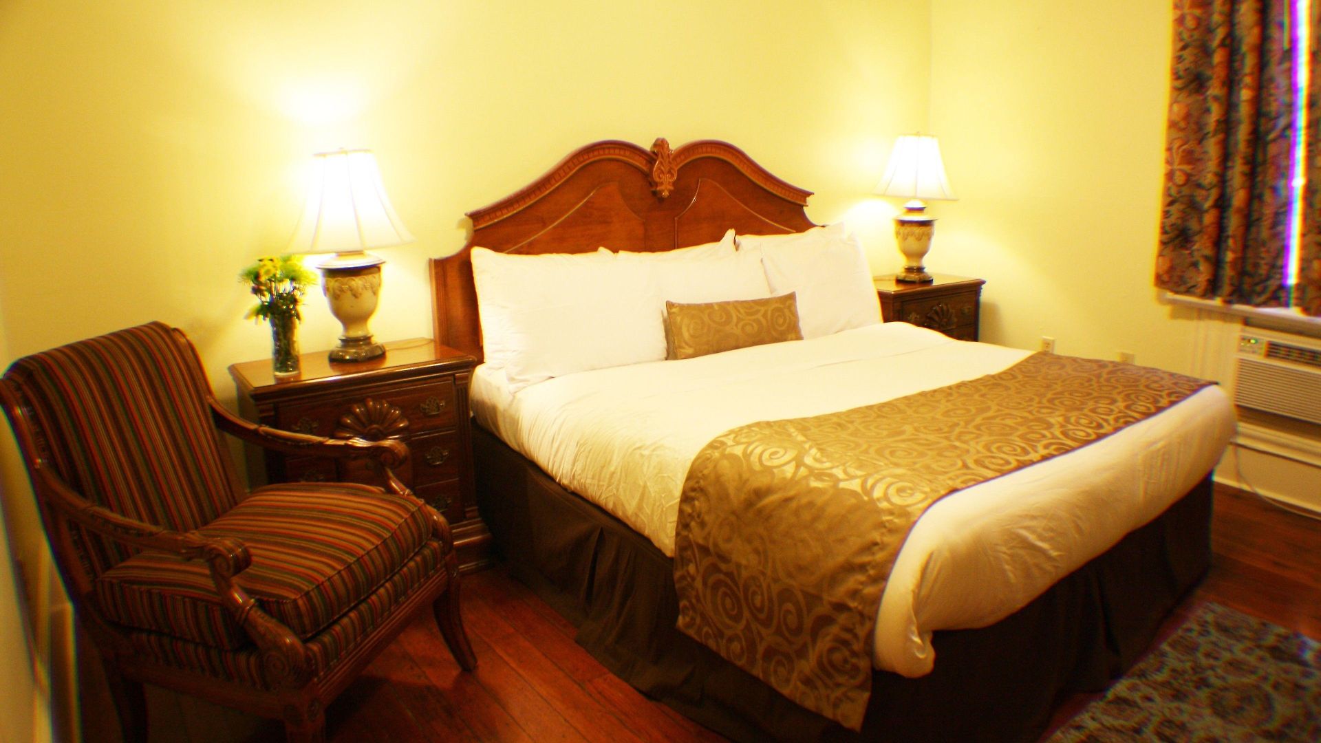 Historic Streetcar Hotel New Orleans
