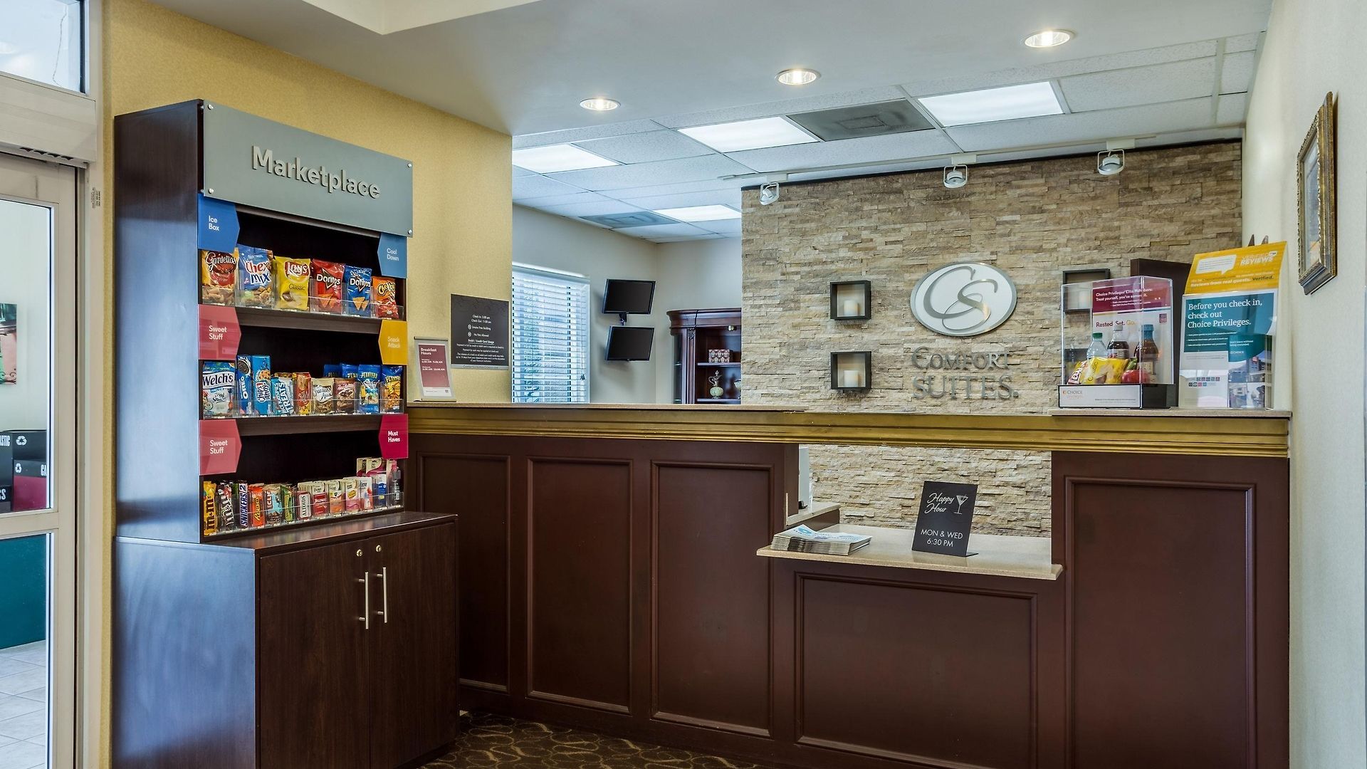 Hotel Comfort East 4*