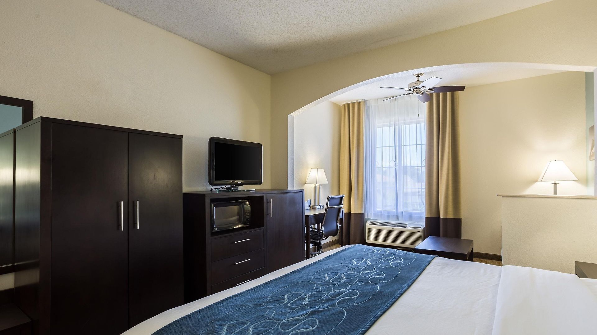 Comfort East 4*