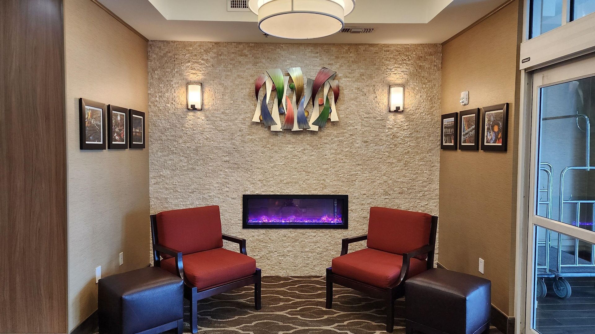 Comfort East Hotel