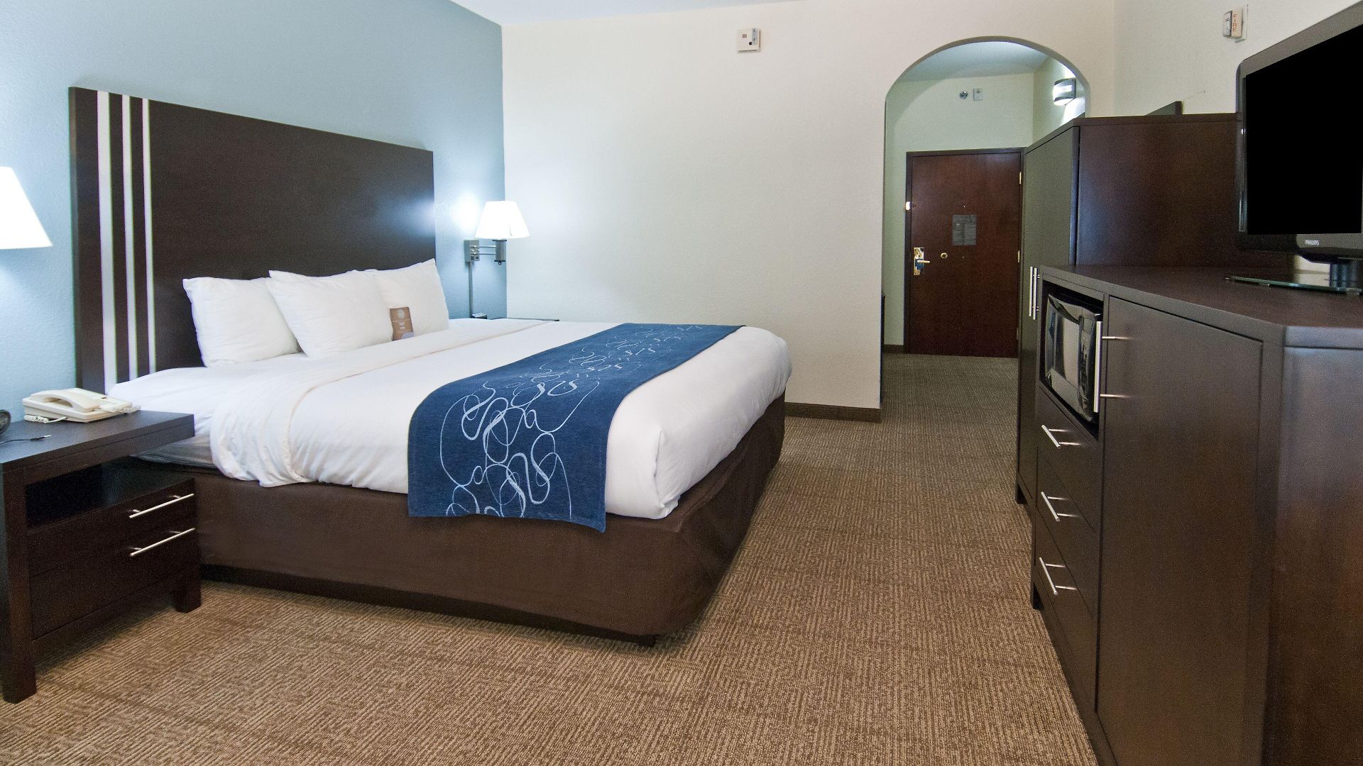 Comfort East Hotel