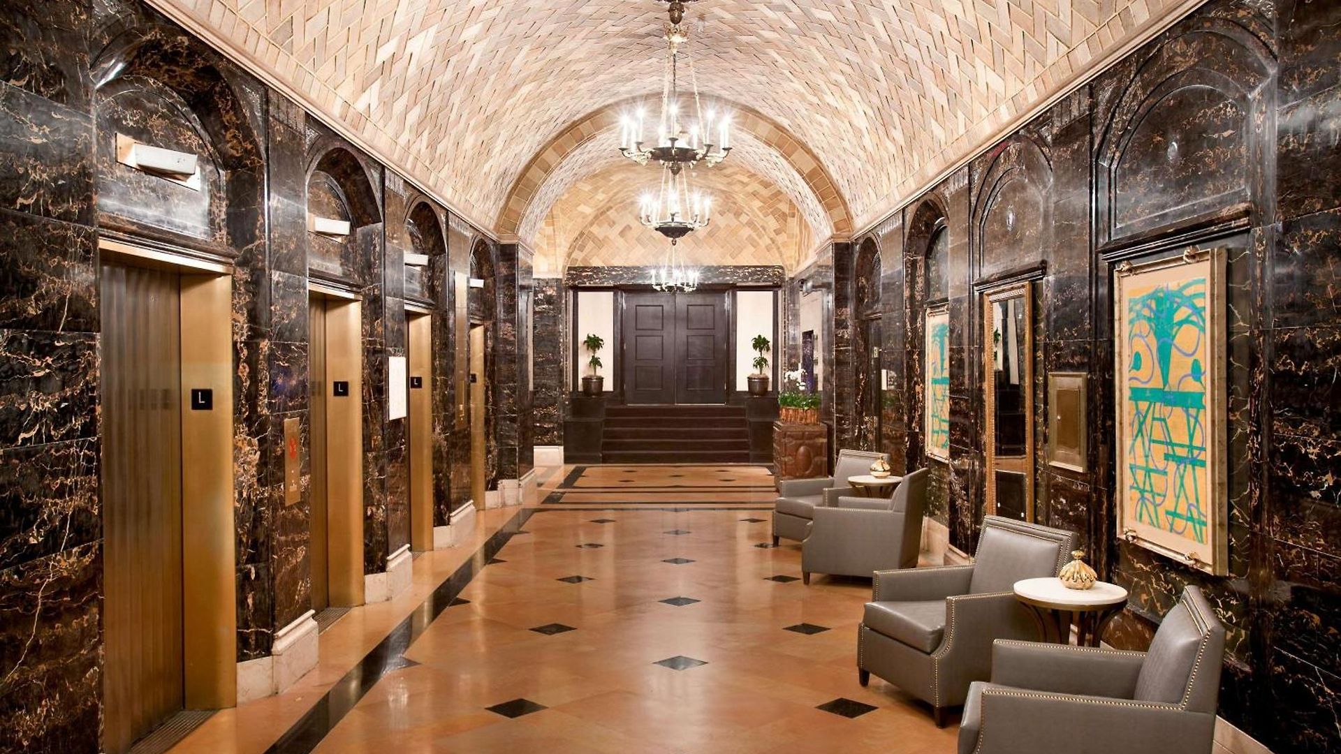 Hotel Hilton / St. Charles Avenue 4*