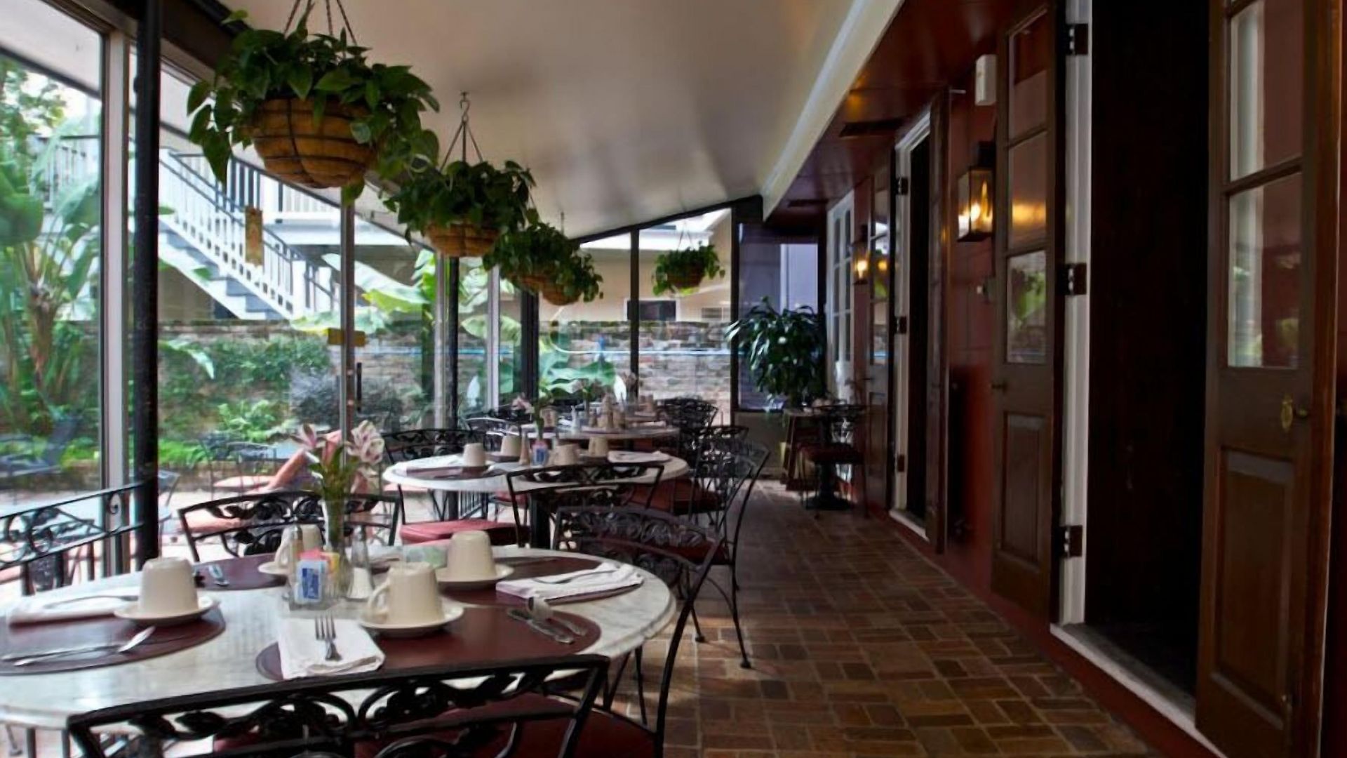 Inn Le Richelieu In The French Quarter New Orleans
