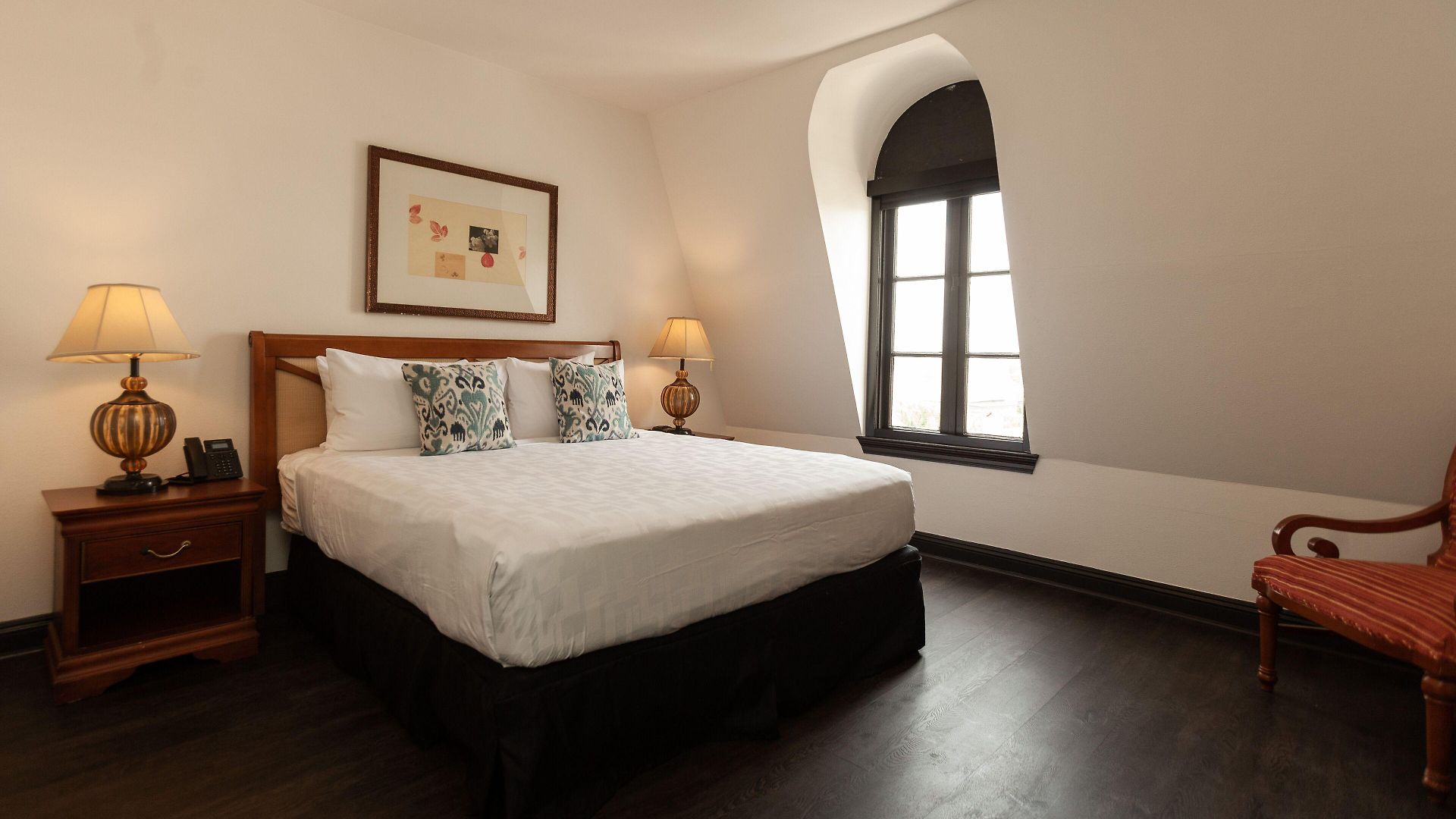 Inn Le Richelieu In The French Quarter New Orleans