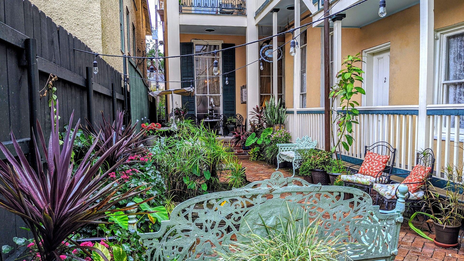 Parisian Courtyard 3* New Orleans