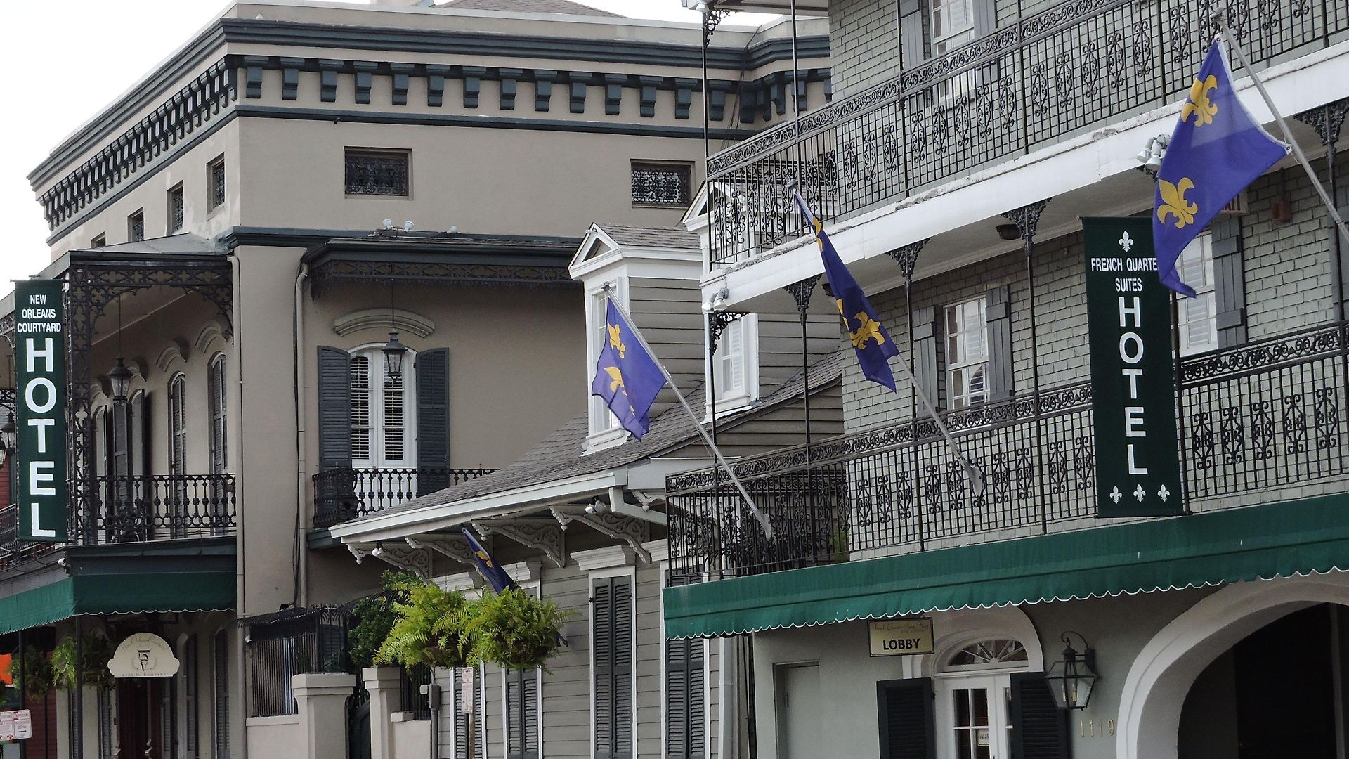 French Quarter 3*