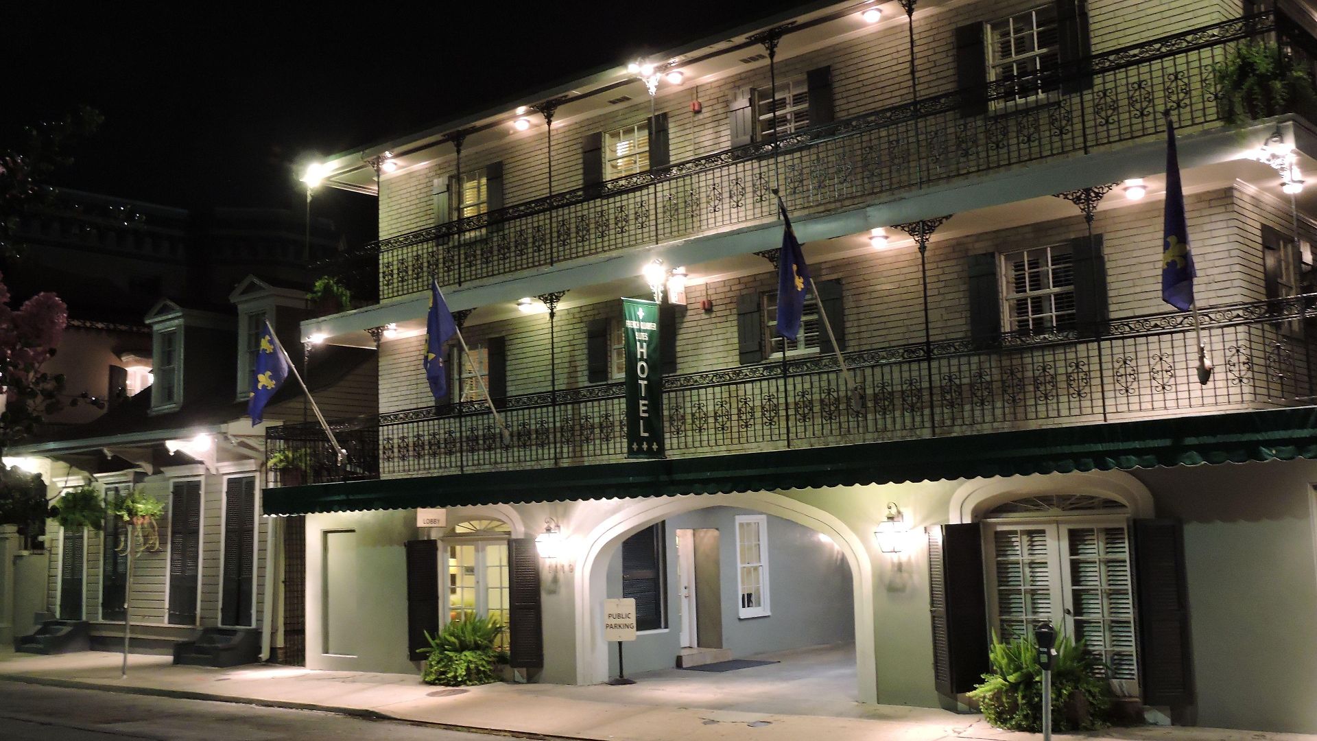 French Quarter 3*