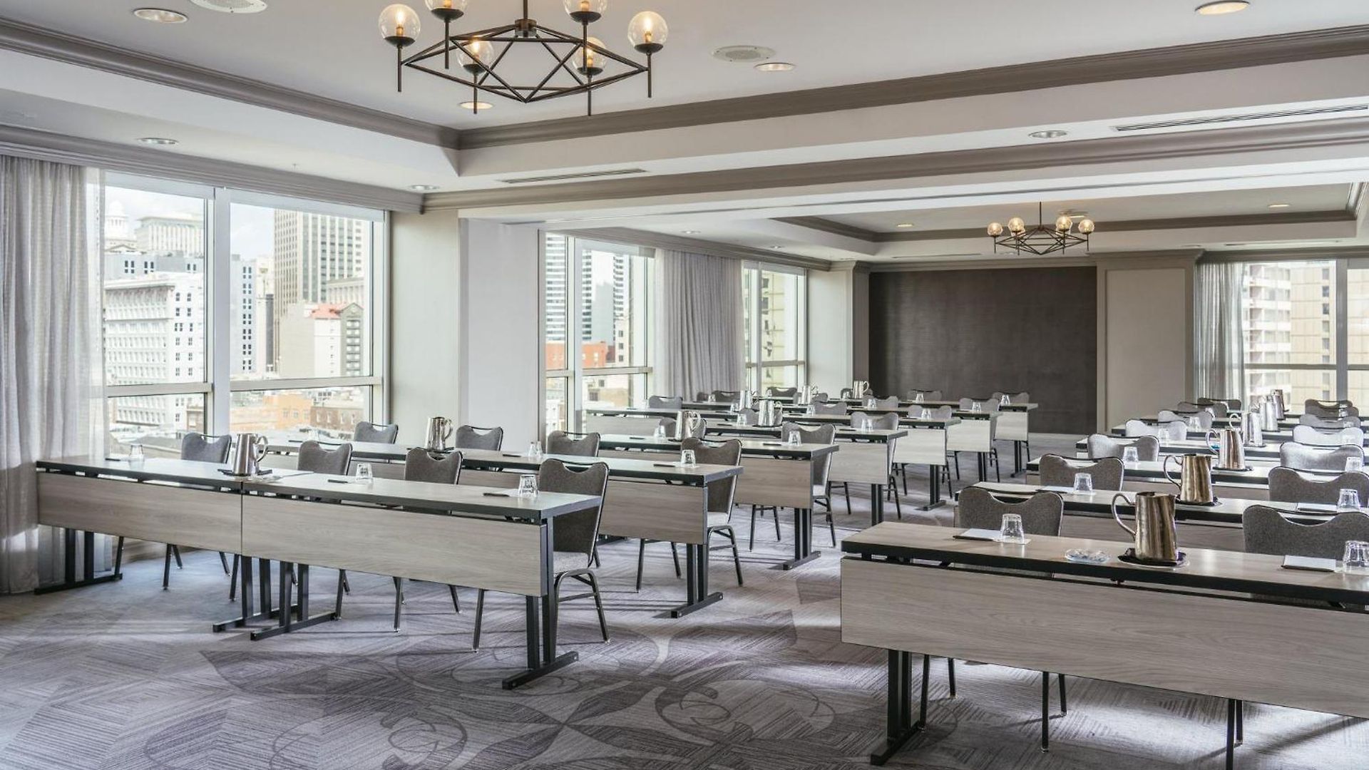 Loews Hotel 4*