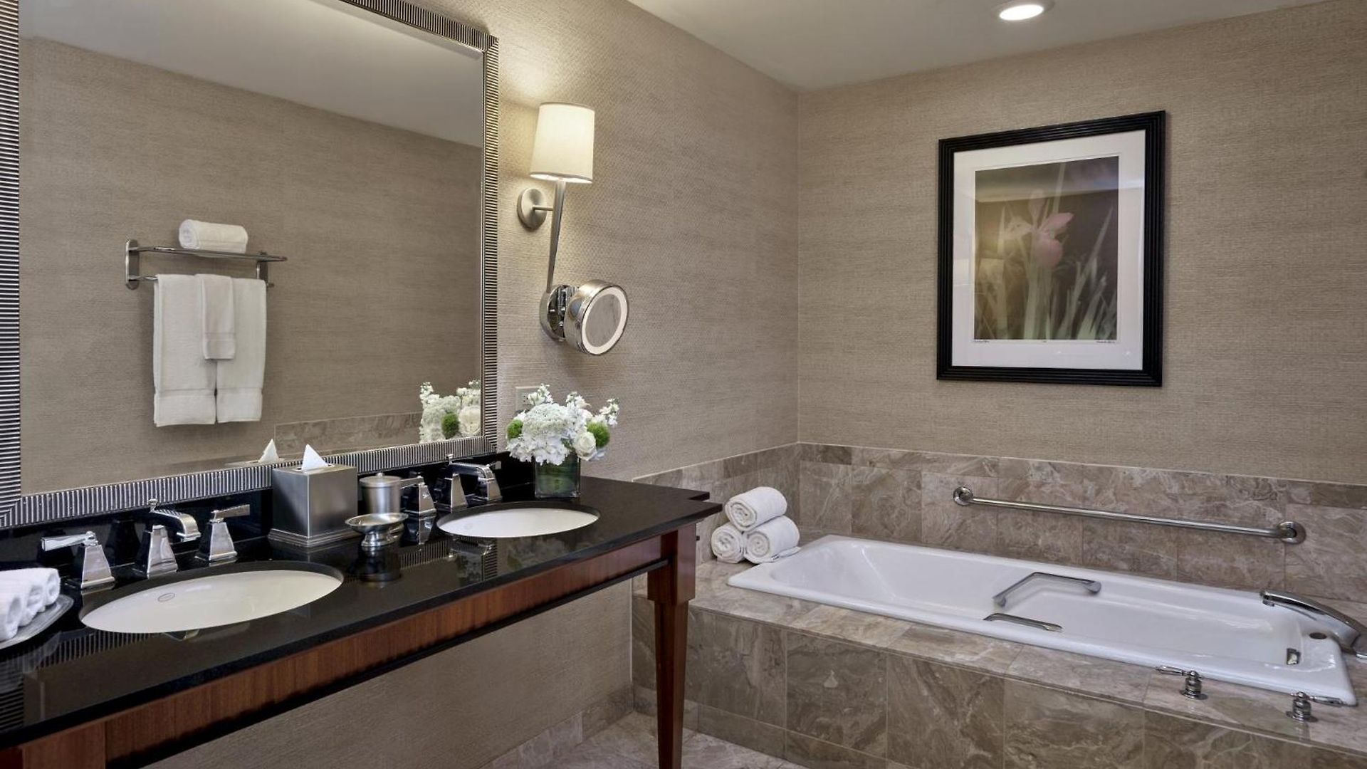 Hotel Loews 4*