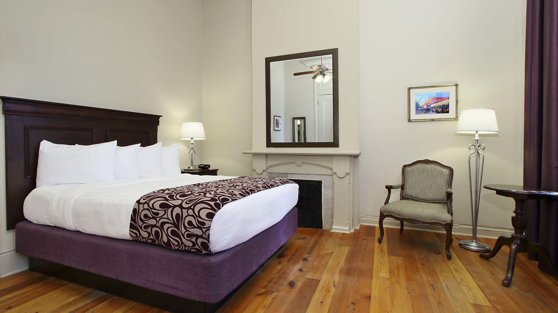 On St. Ann, A French Quarter 3* New Orleans