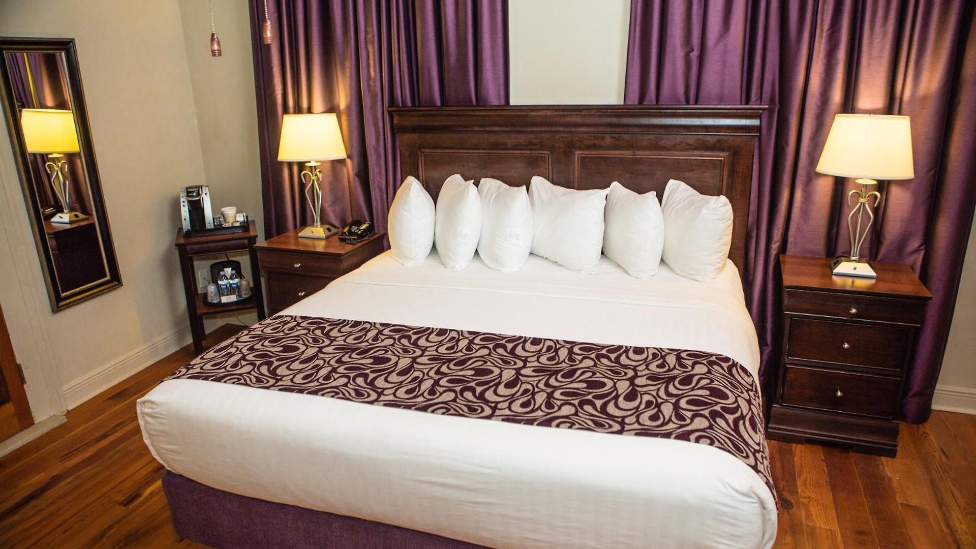 On St. Ann, A French Quarter Inn