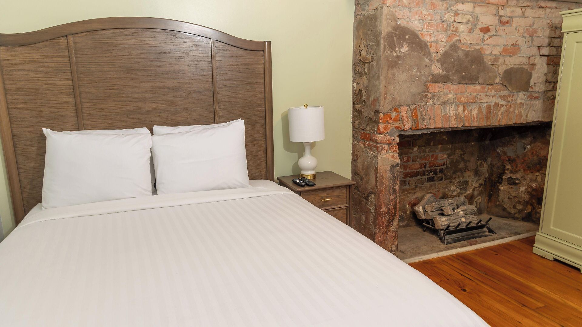 On St. Ann, A French Quarter Inn 3*