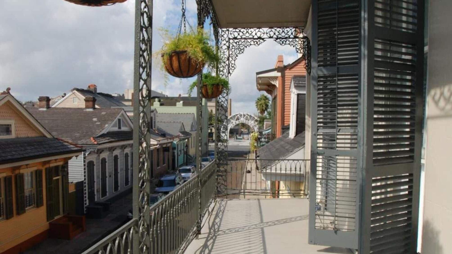 On St. Peter, A French Quarter Inn 3*