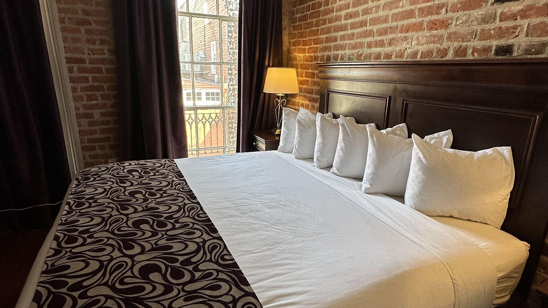 On St. Peter, A French Quarter Inn New Orleans