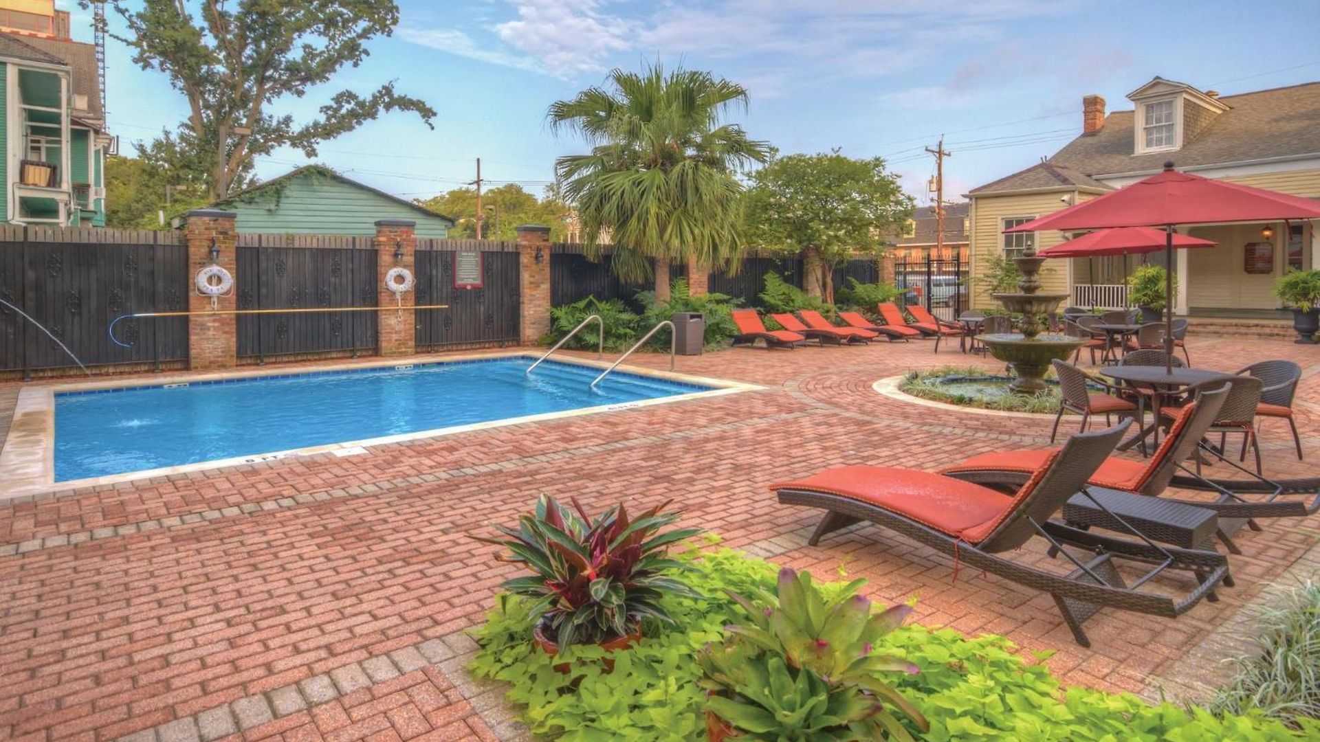 Club Wyndham Avenue Plaza Resort 3*