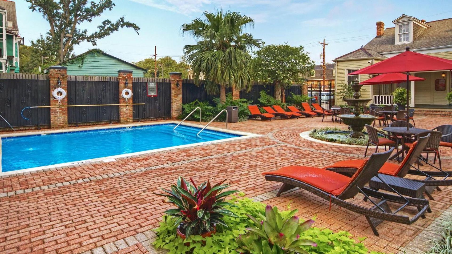 Club Wyndham Avenue Plaza