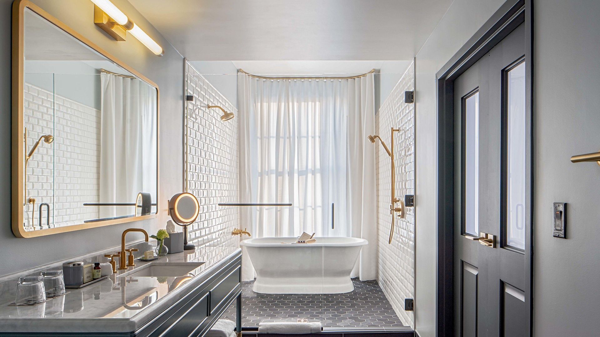 The Eliza Jane, Autograph Collection New Orleans