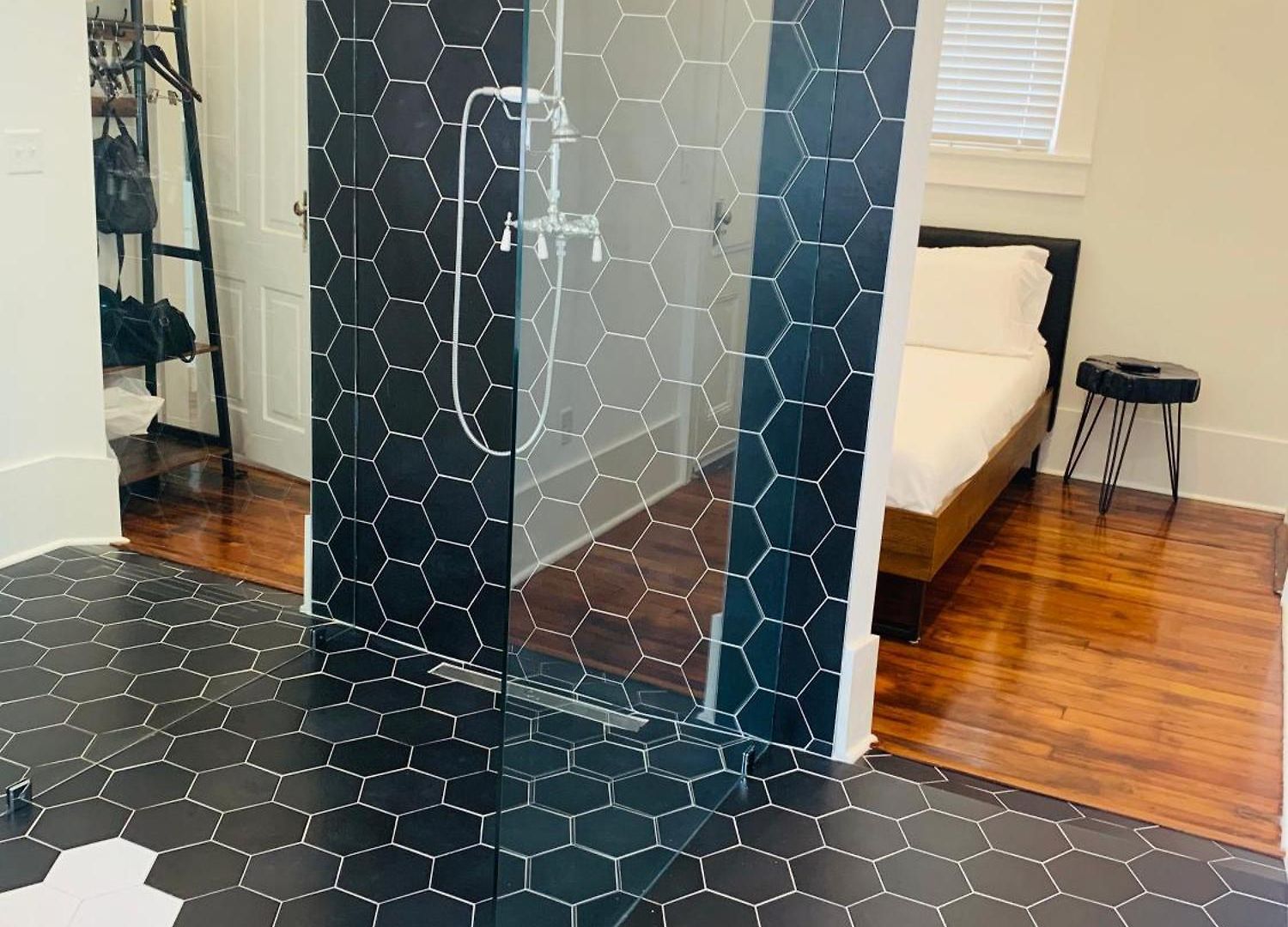 Bed & Breakfast Luxury Spacious - 3 Block Walk To French Quarter *