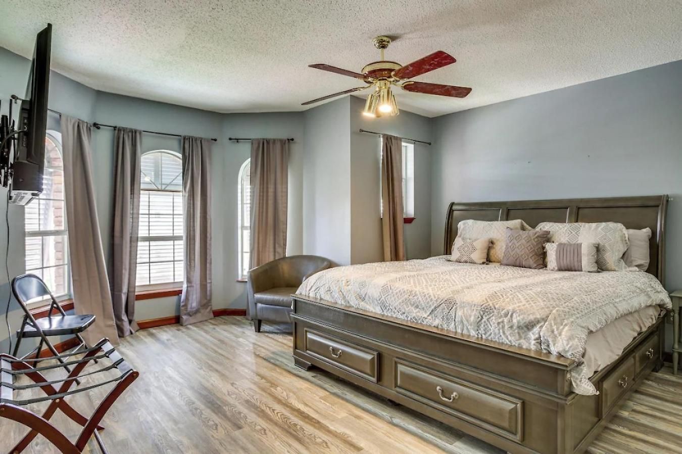 Peaceful 4br - Yard, Family Comforts
