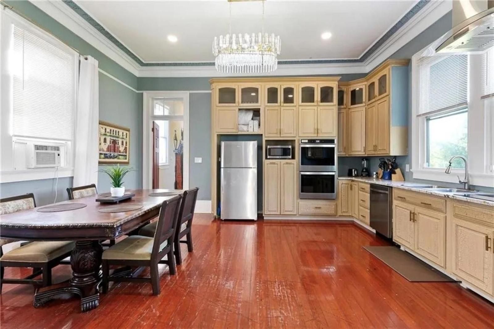 Spacious 4br Retreat Comfort & Style - Downstairs * New Orleans
