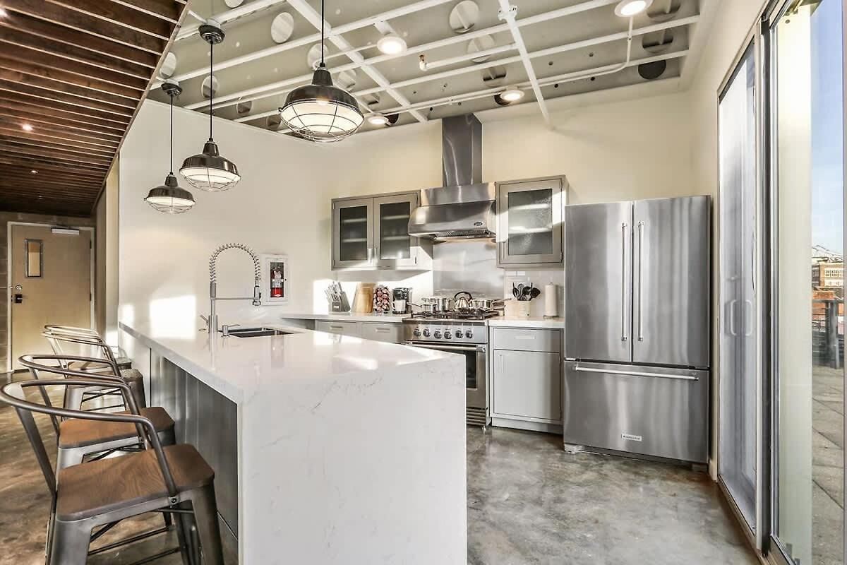 Luxury Two Bedroom Penthouse *